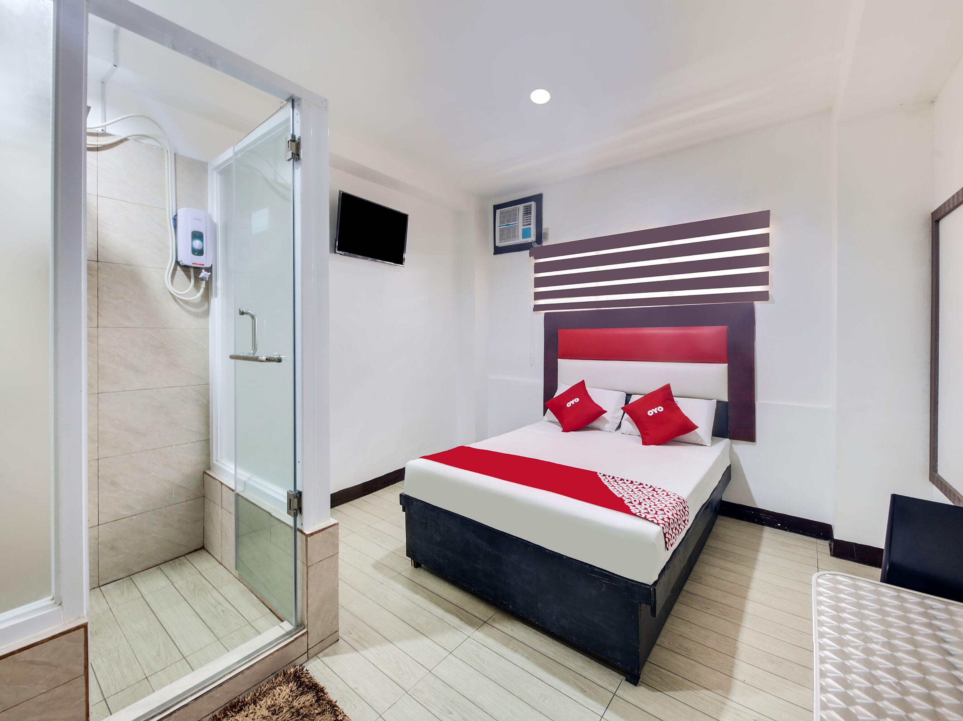 Golden Majestic Pension Inn by OYO