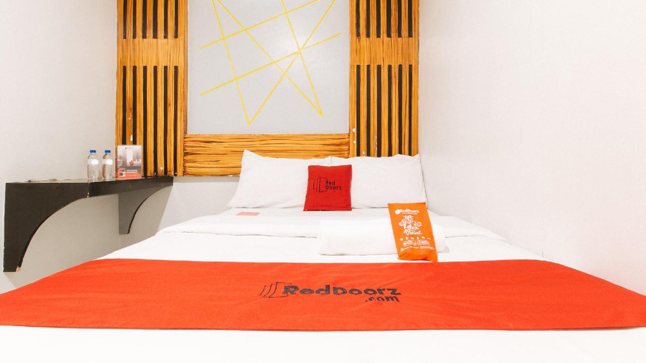 Good 101 Hotel by RedDoorz