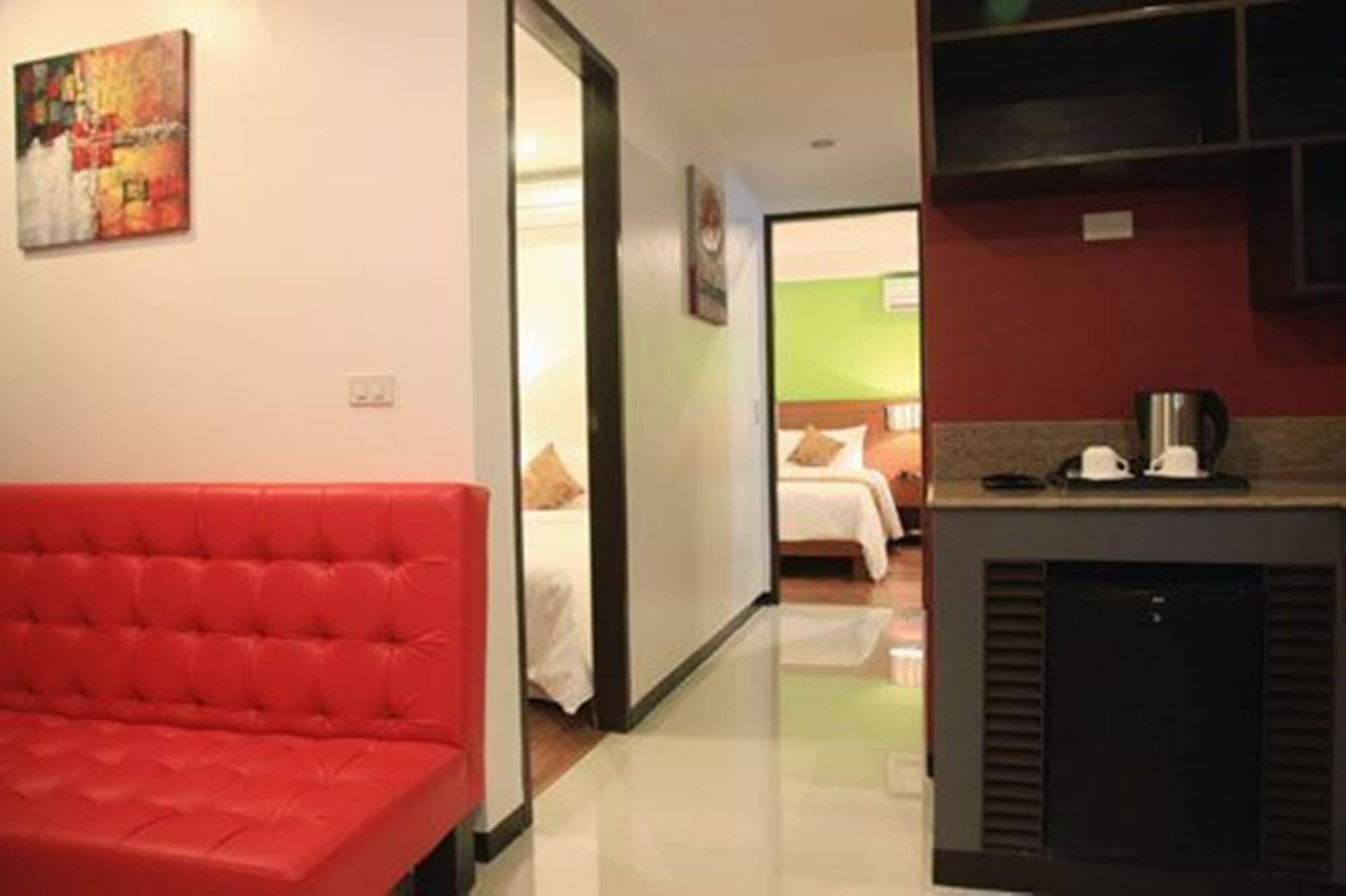 Capital O 820 Guijo Suites Makati