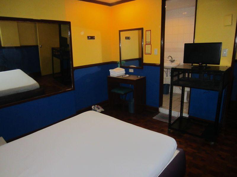 Halina Drive Inn Hotels Sta Mesa