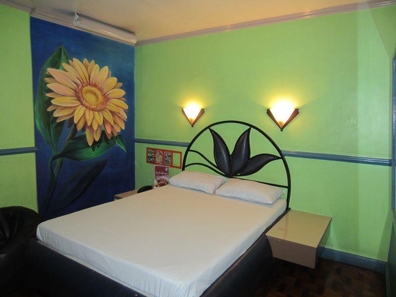 Halina Drive Inn Hotels Sta Mesa