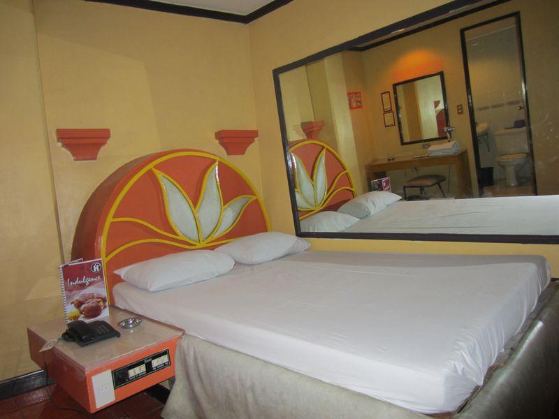 Halina Drive Inn Hotels Sta Mesa