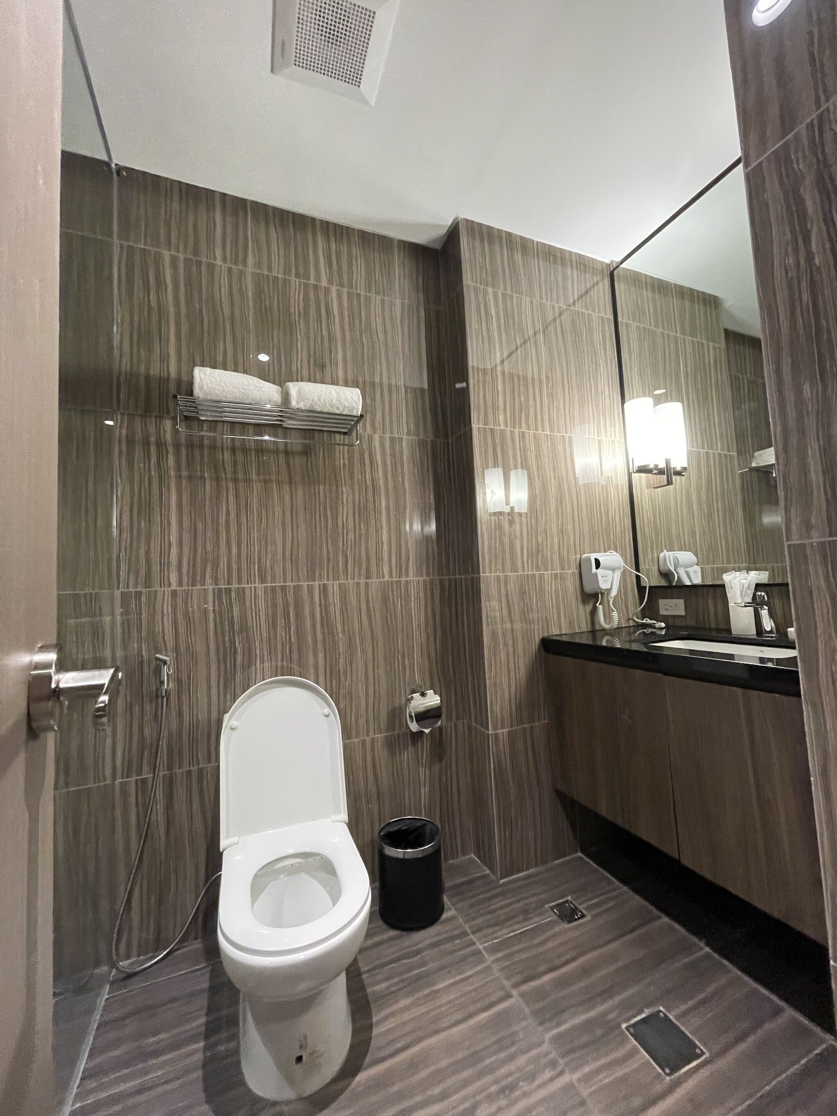 Hotel A and A Quezon City Powered by Cocotel