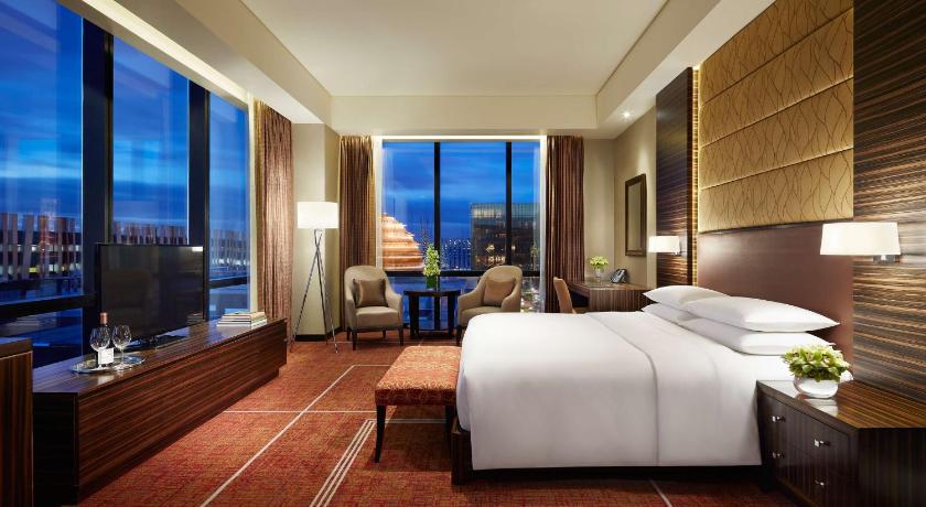 Hyatt Regency Manila, City of Dreams