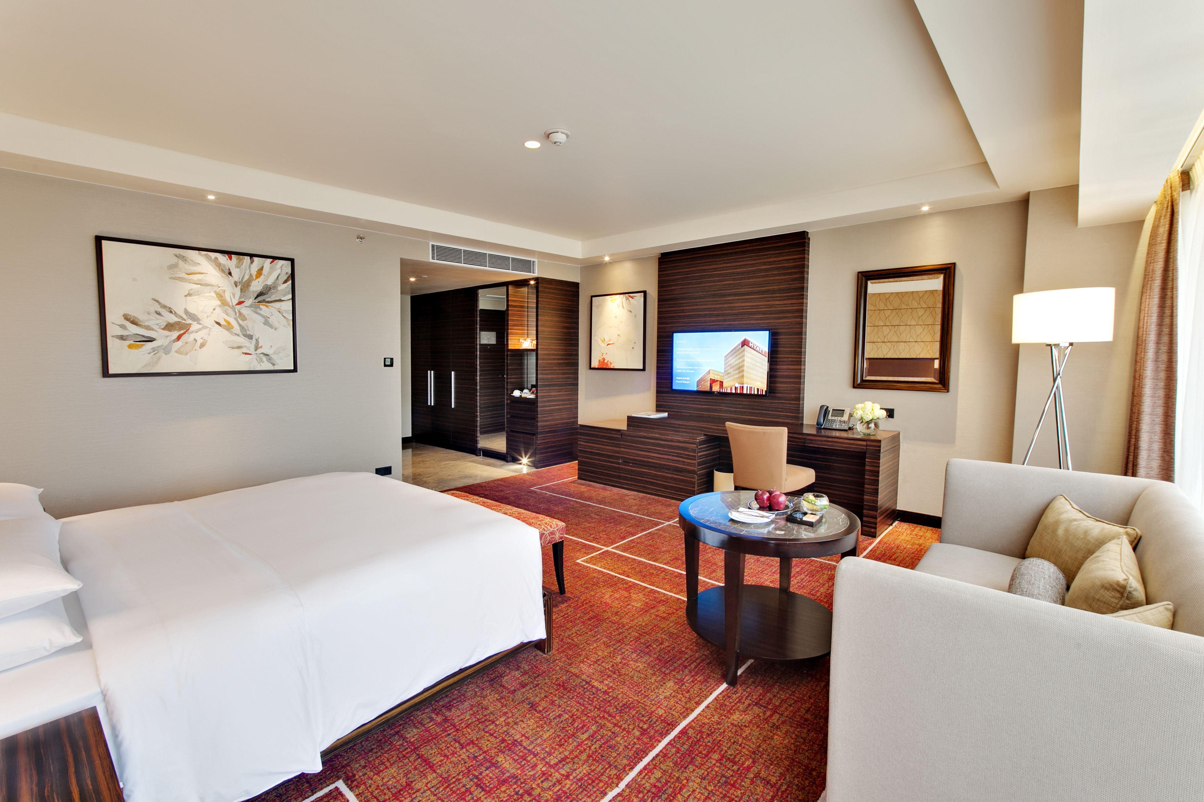 Hyatt Regency Manila, City of Dreams