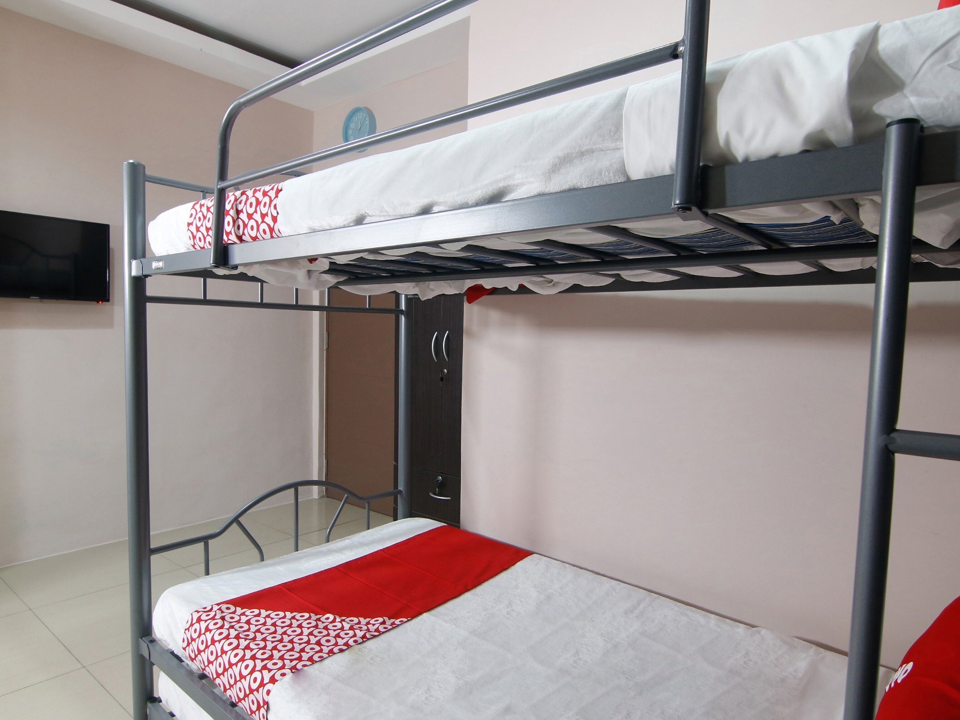 Ichehan Apartments by OYO Rooms