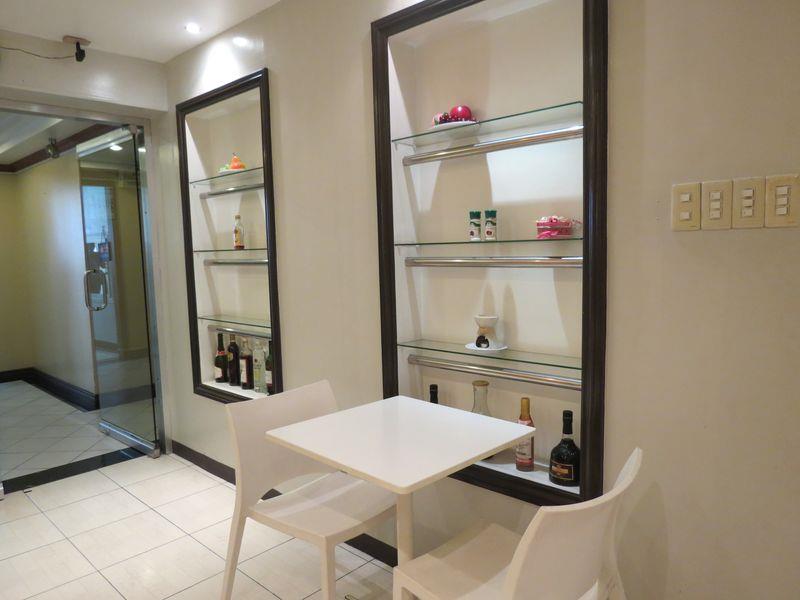 Jupiter Suites