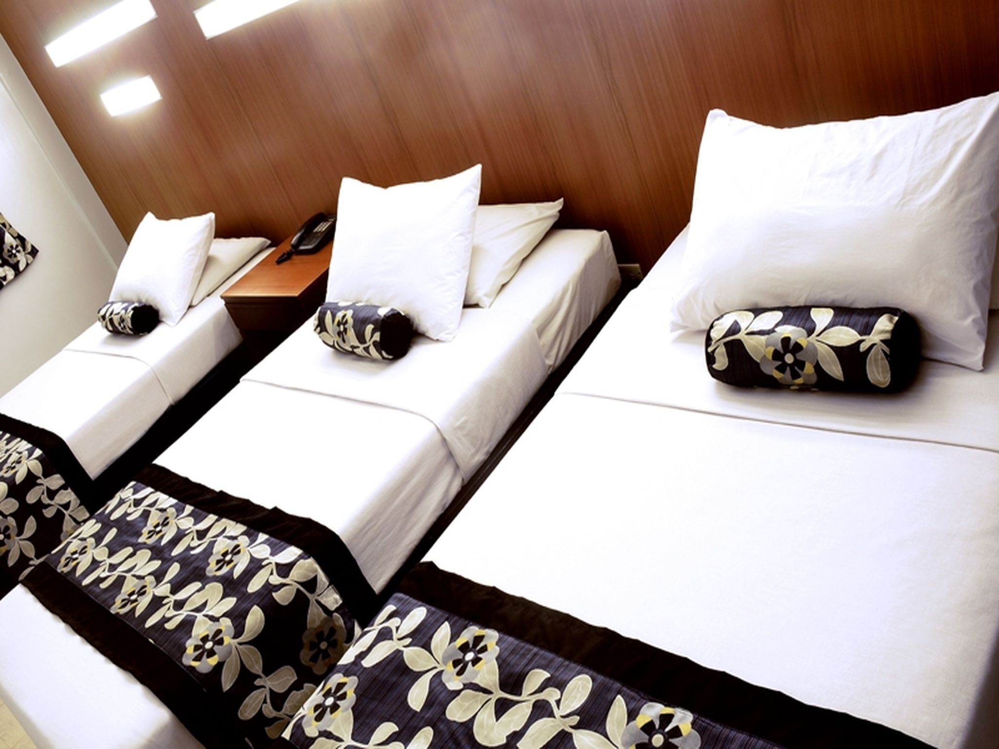 Jupiter Suites