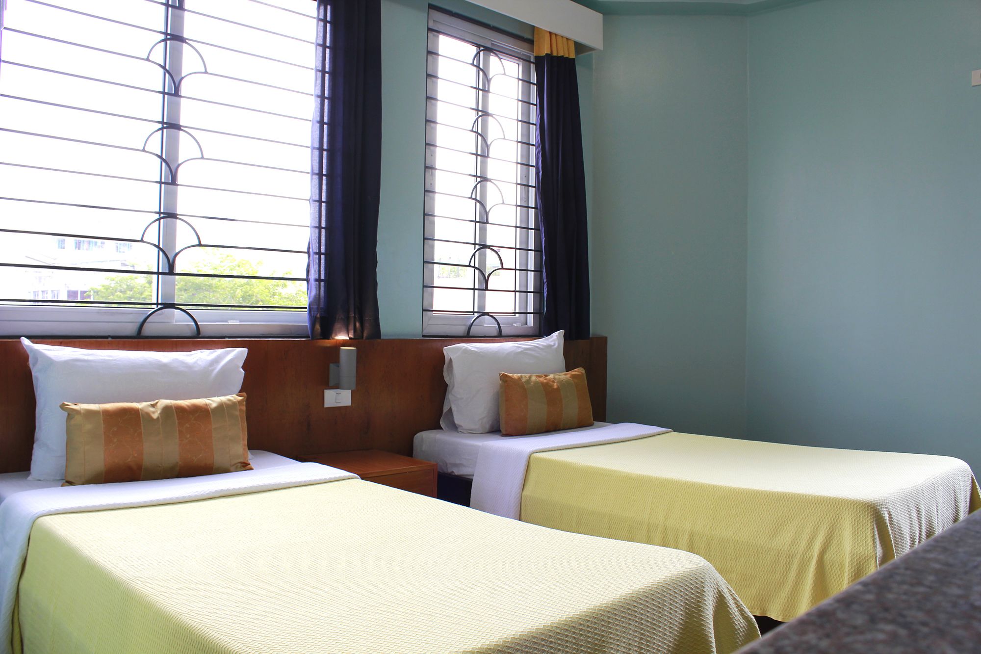 Leesons Residences