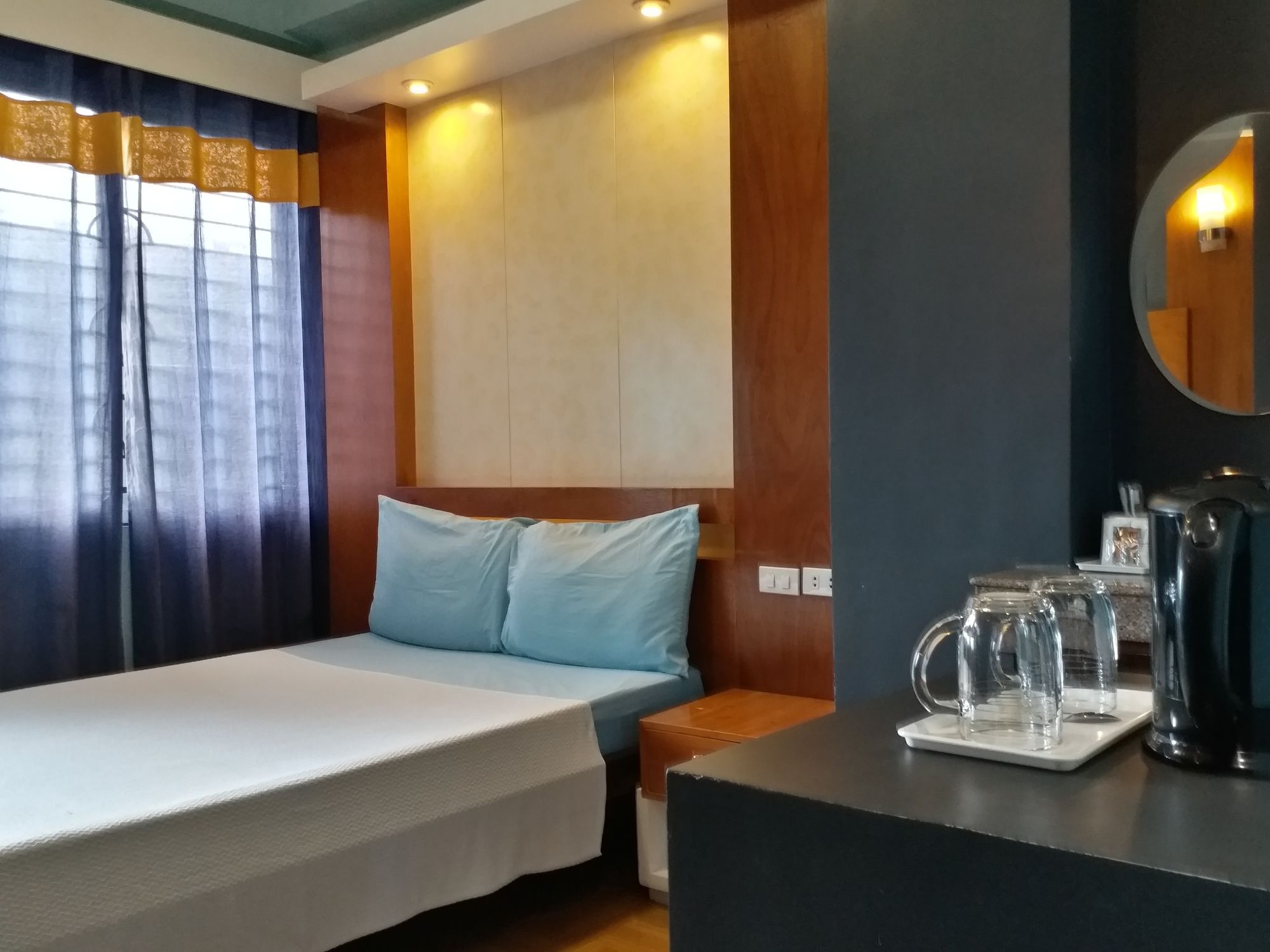 Leesons Residences