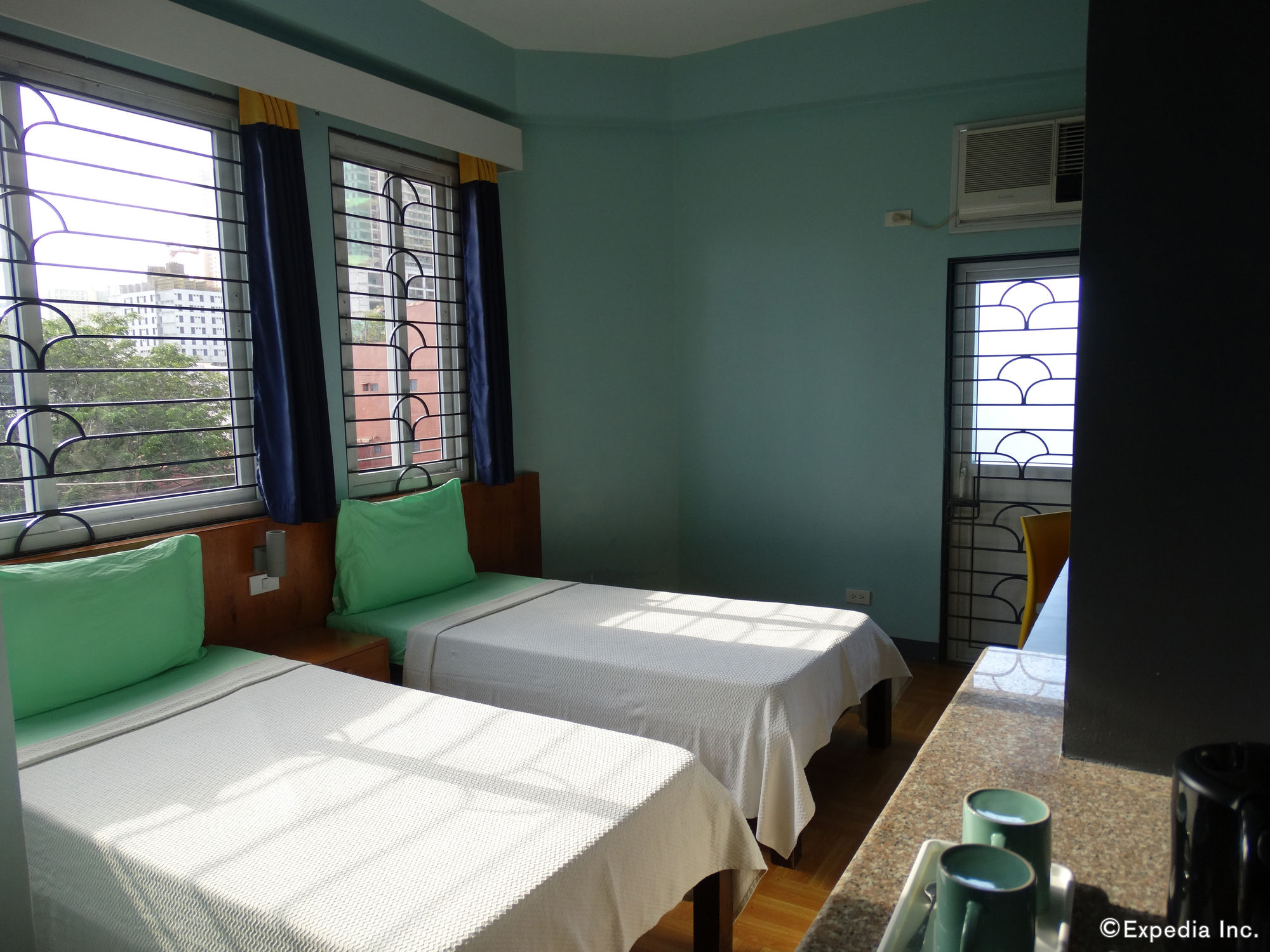 Leesons Residences