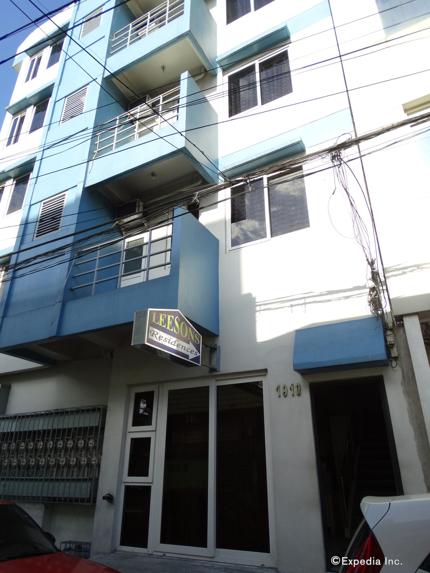 Leesons Residences
