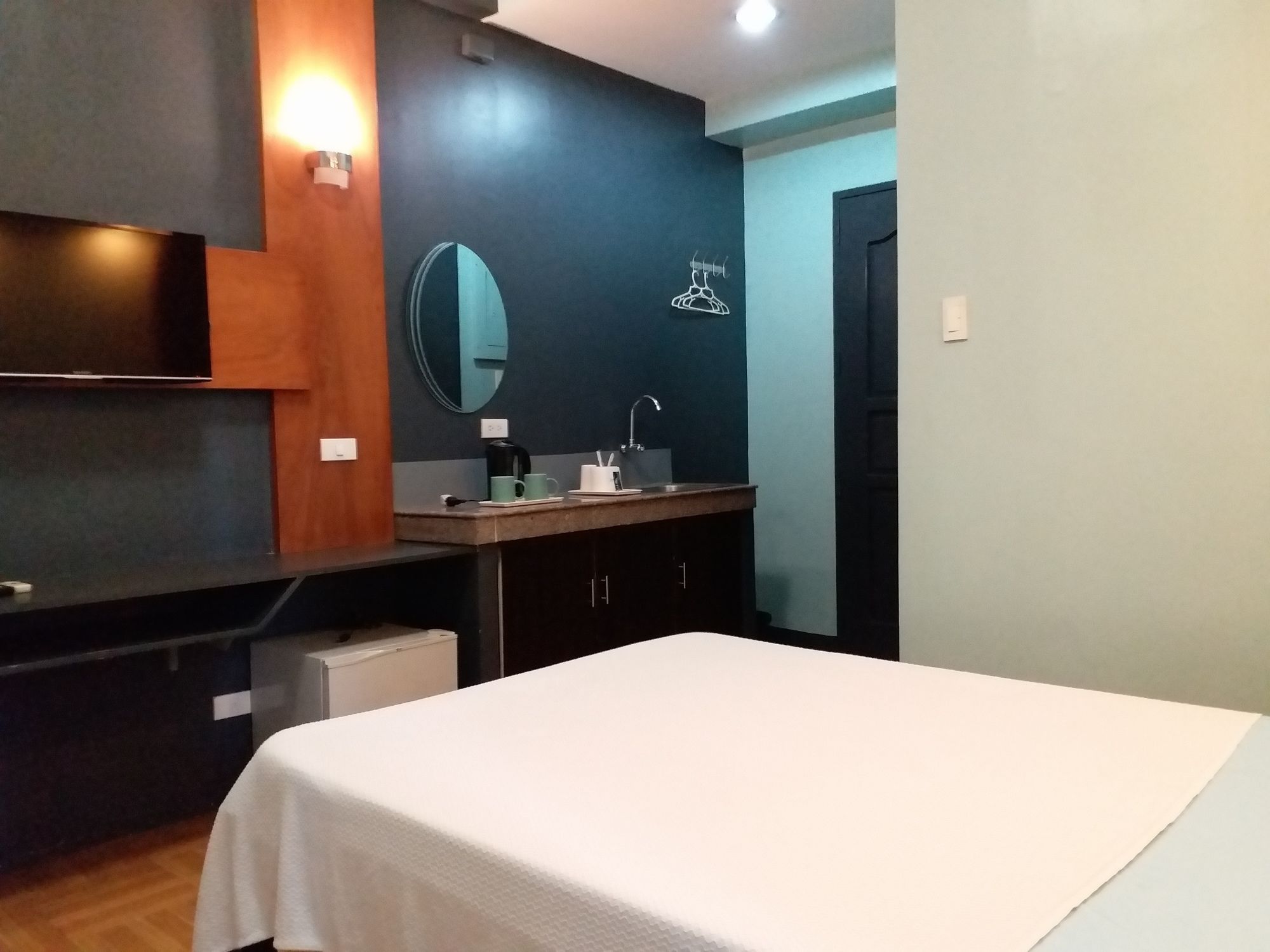 Leesons Residences