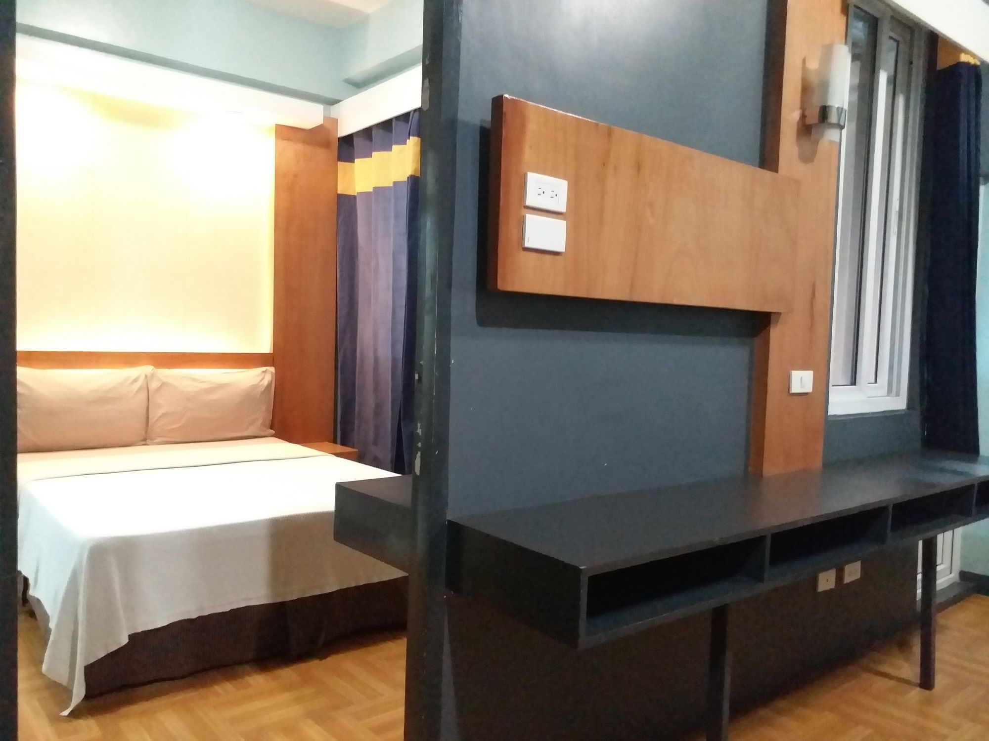 Leesons Residences