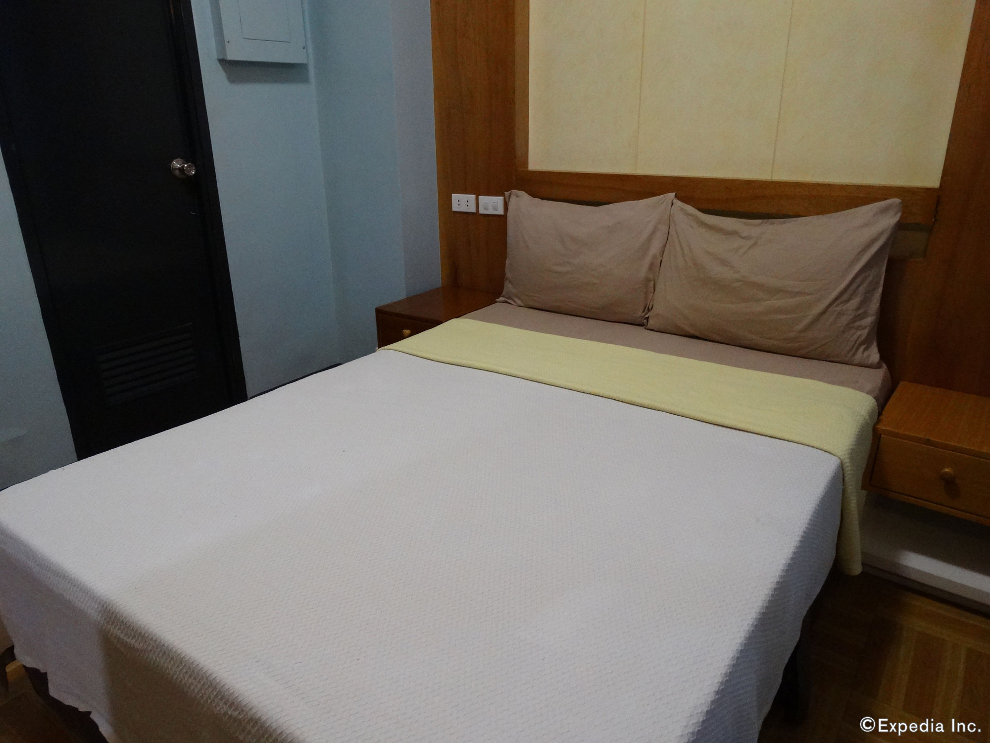 Leesons Residences