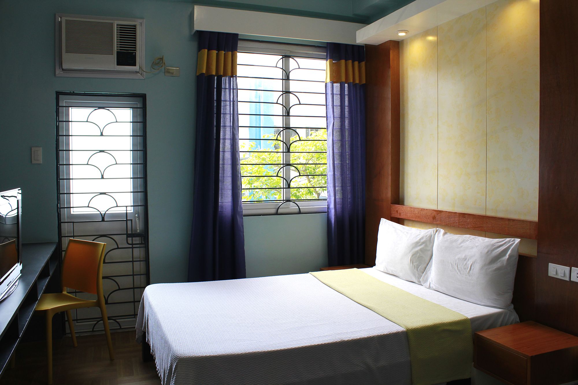Leesons Residences