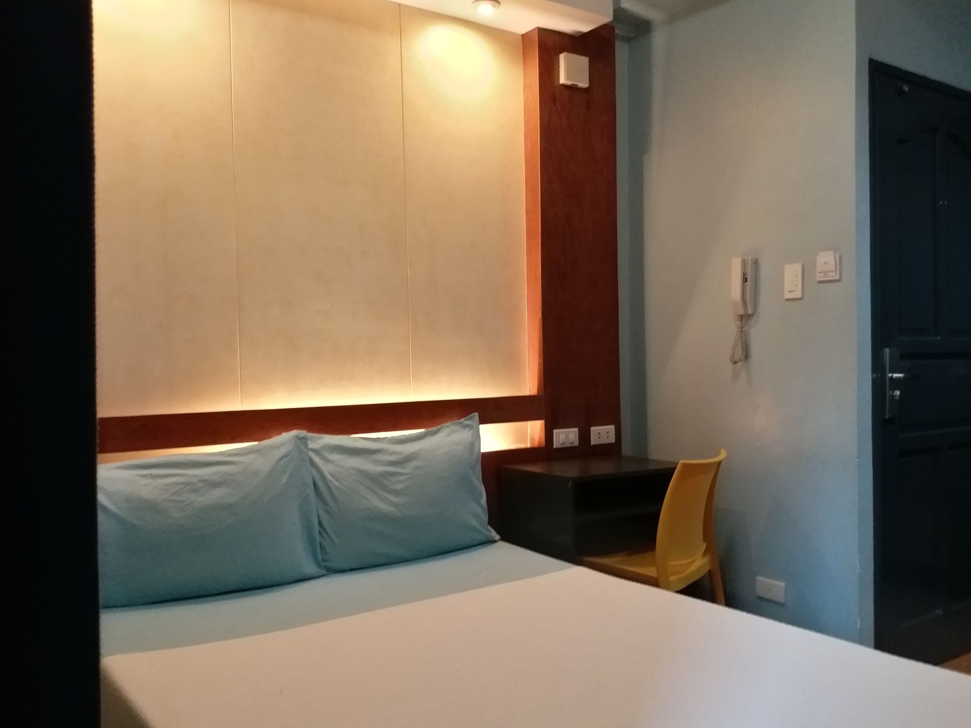 Leesons Residences