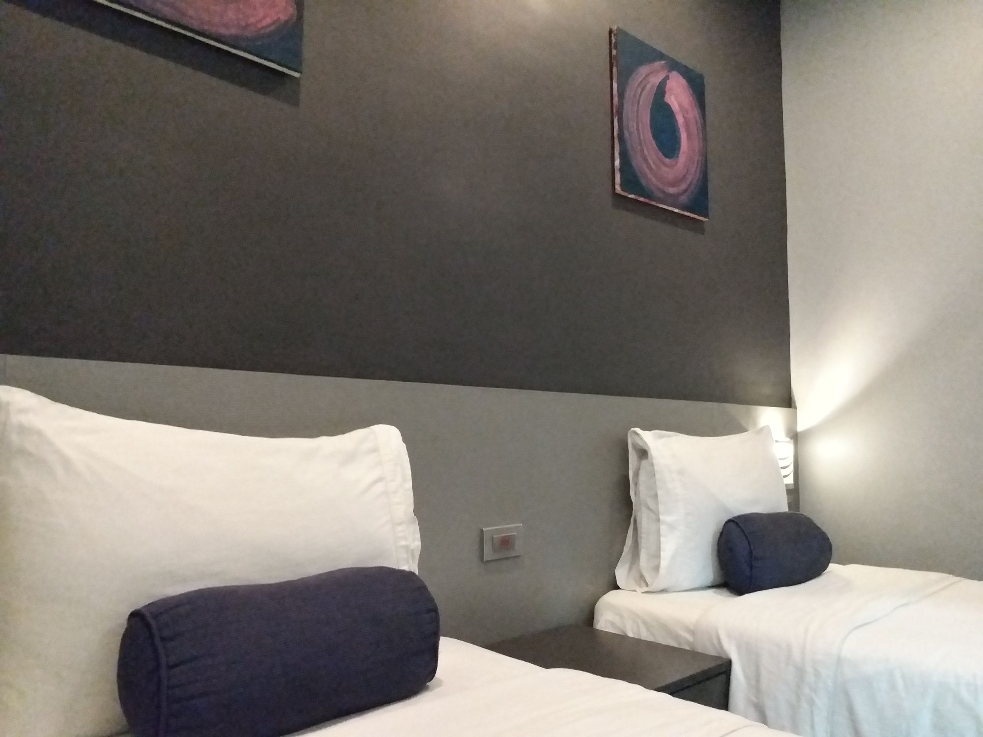 Leez Inn