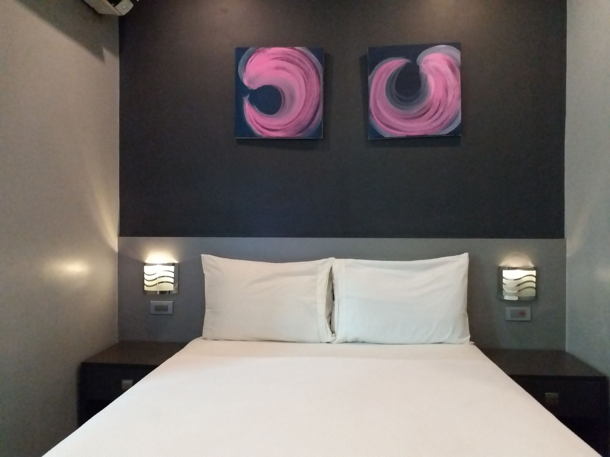 Leez Inn