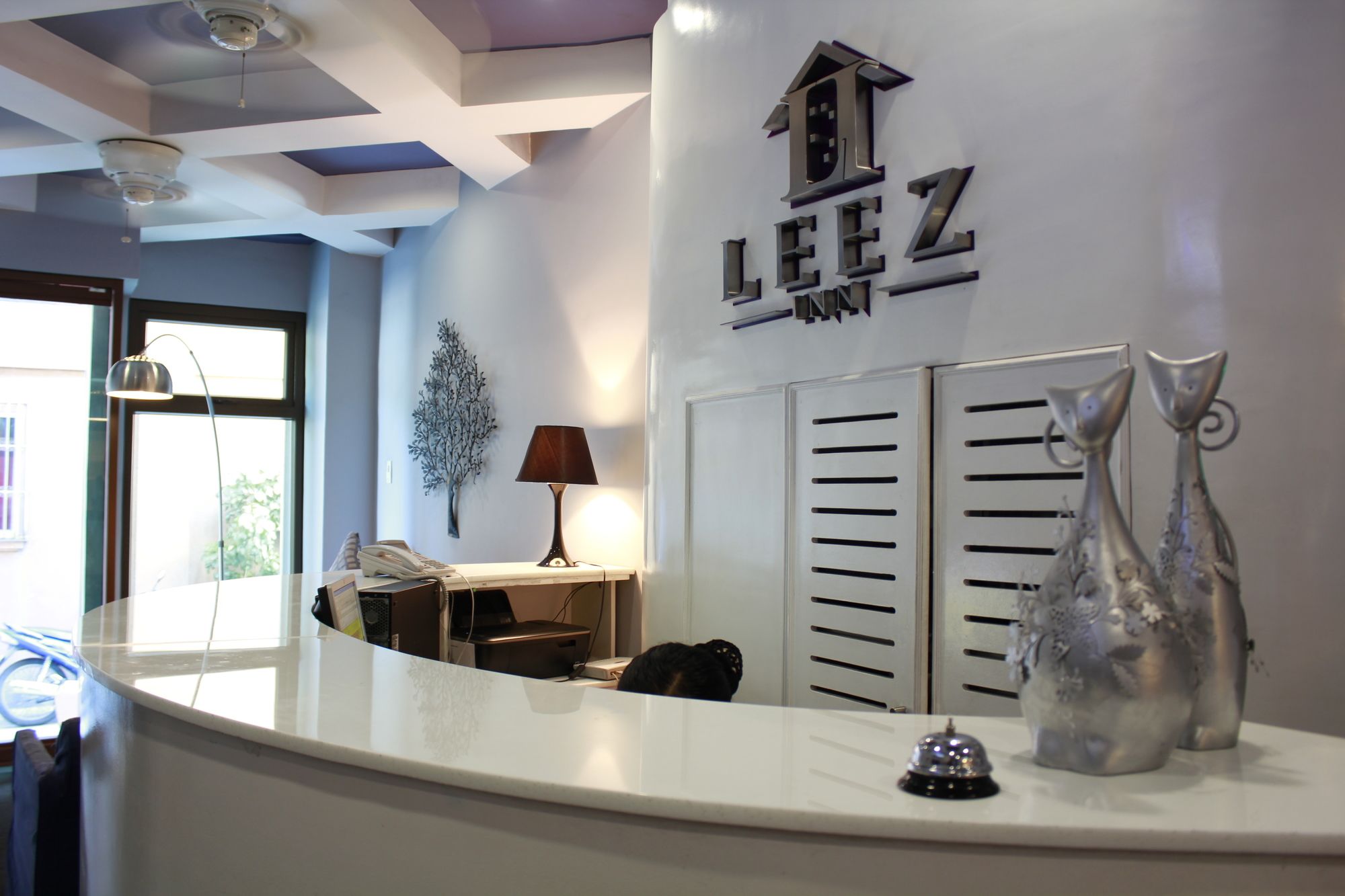 Leez Inn
