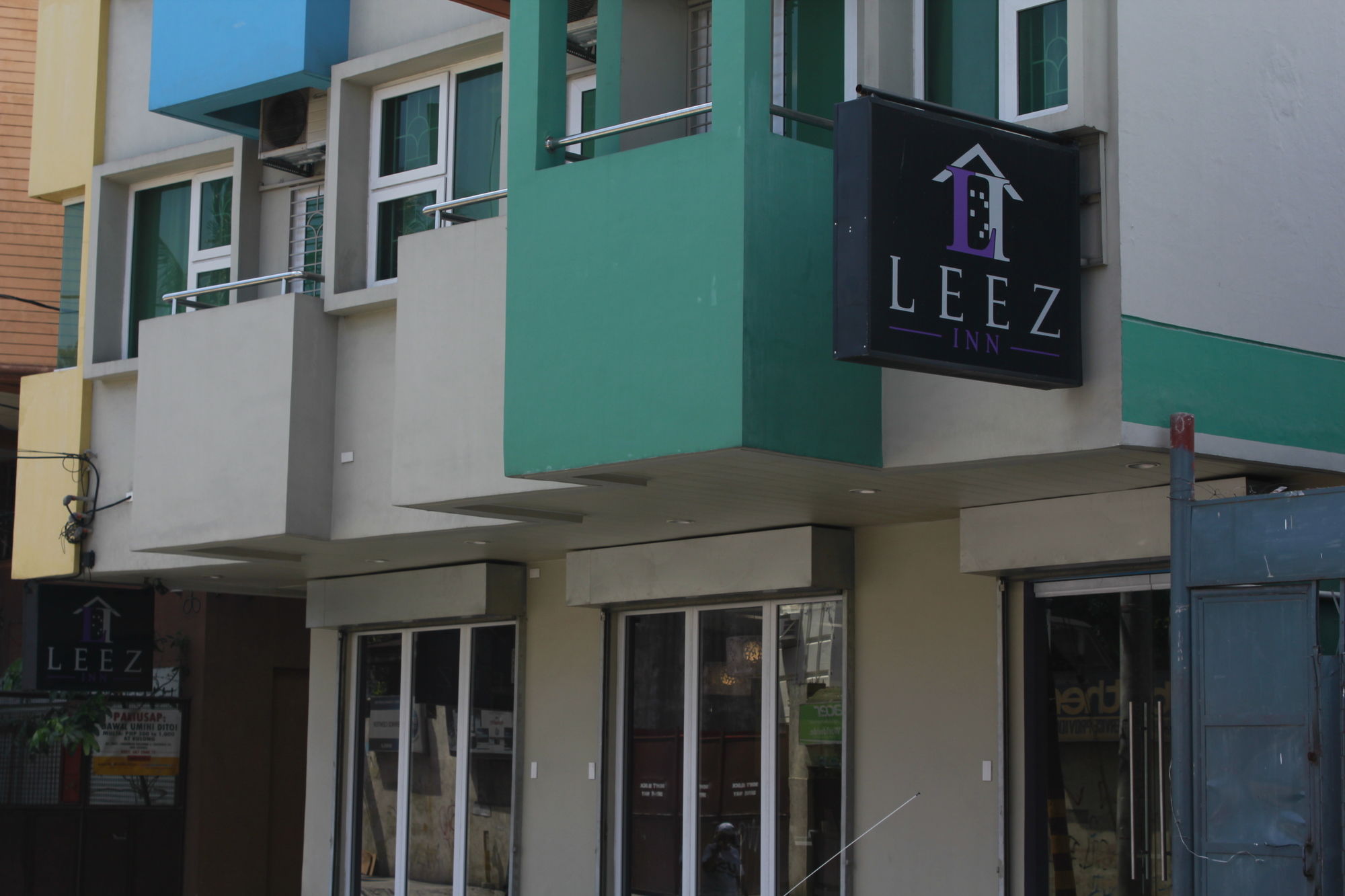 Leez Inn