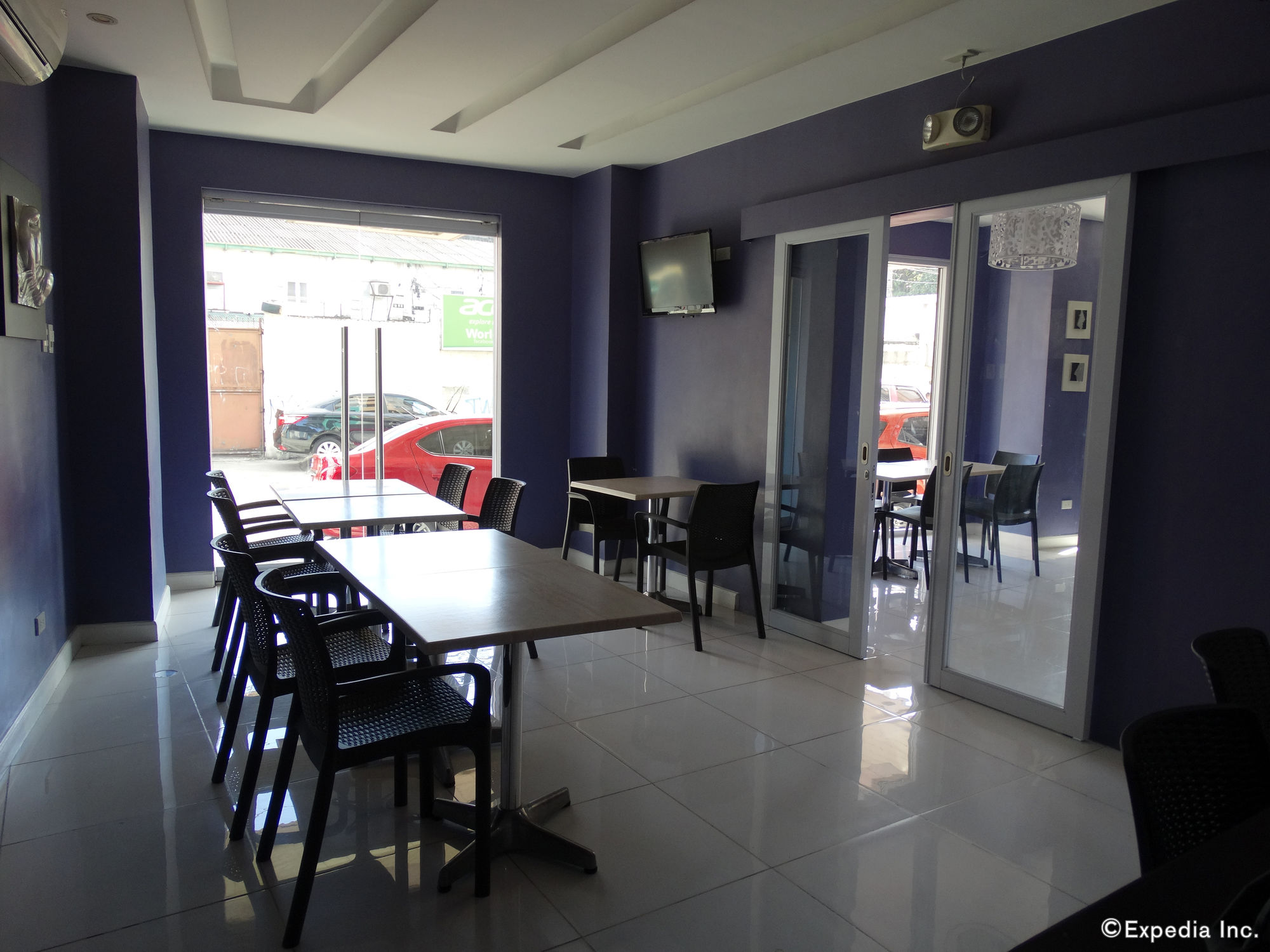 Leez Inn