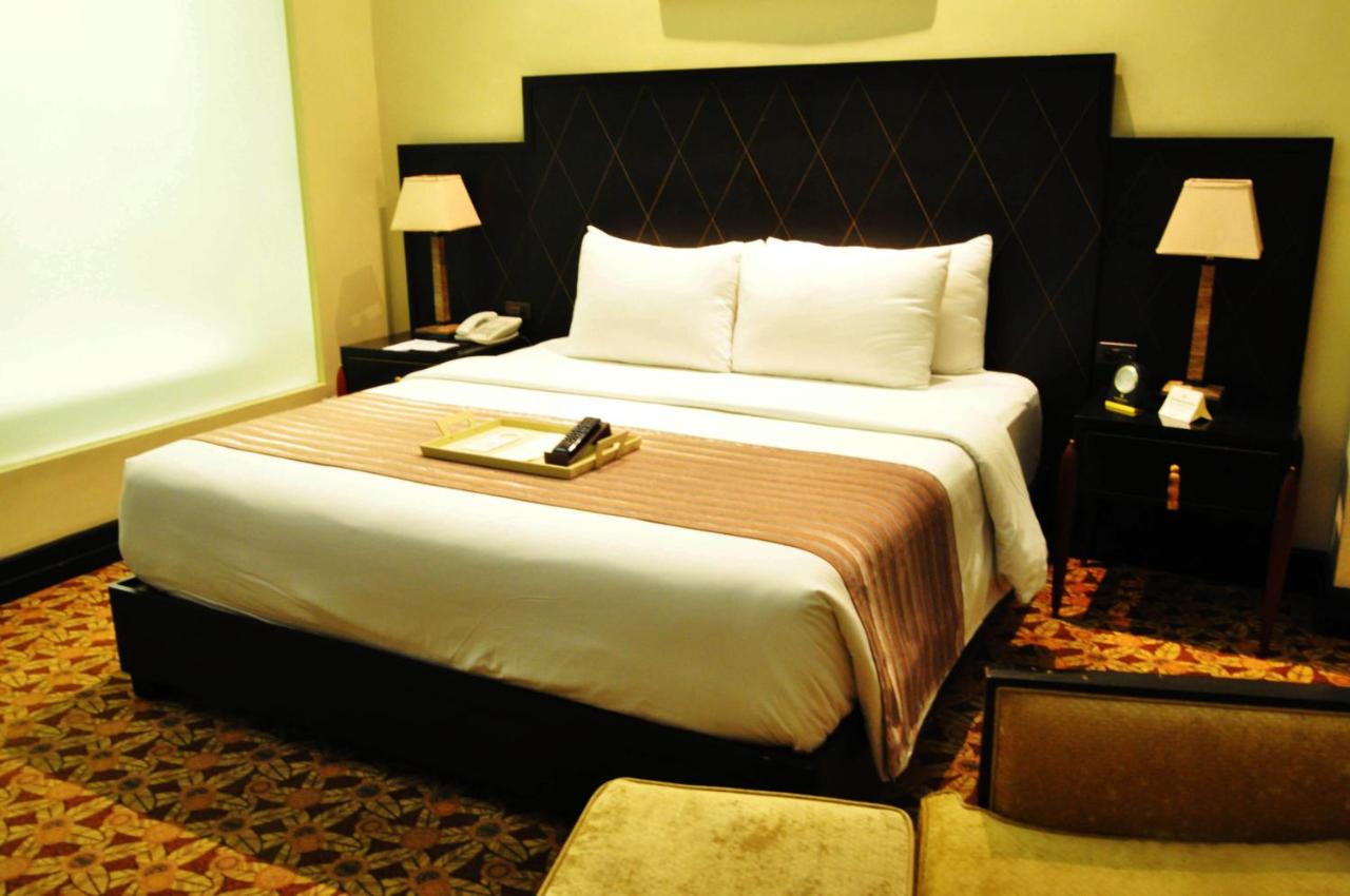Luneta Hotel