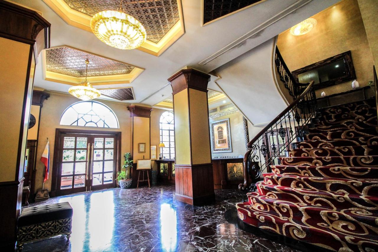 Luneta Hotel