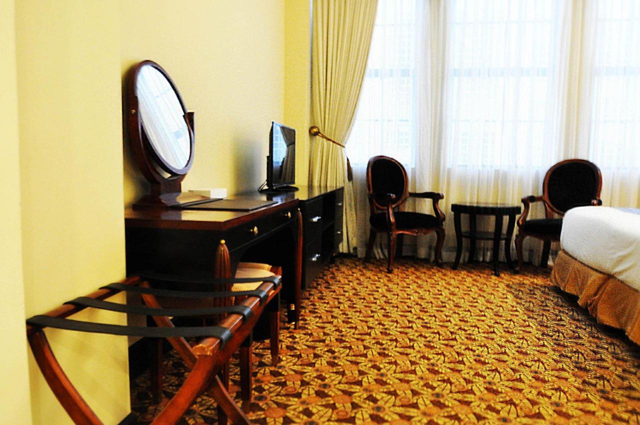 Luneta Hotel