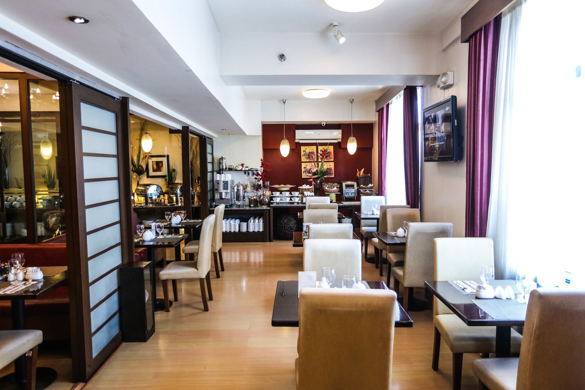 Malayan Plaza