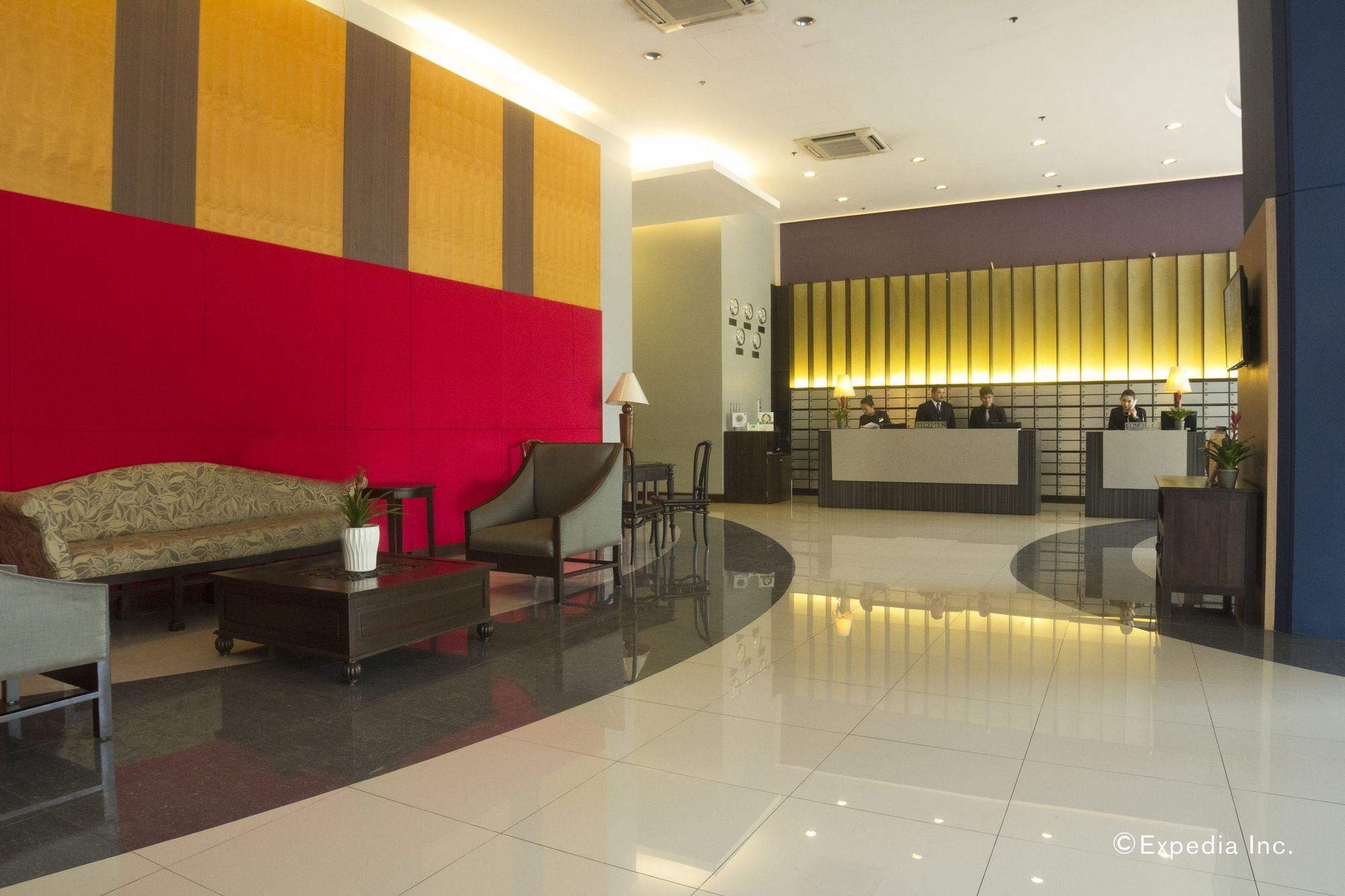 Malayan Plaza