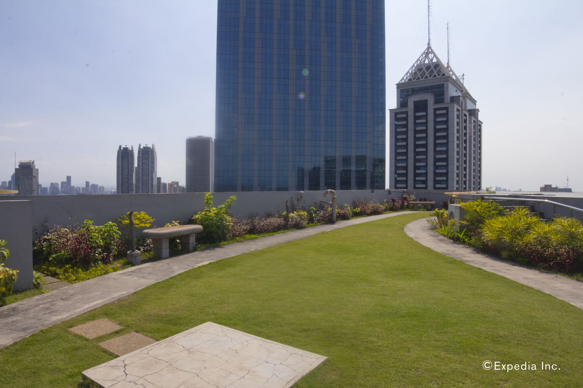 Malayan Plaza