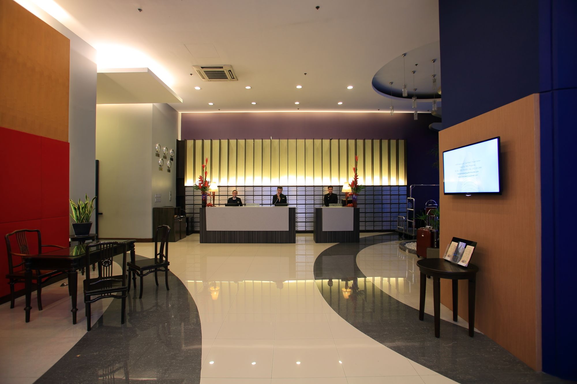 Malayan Plaza