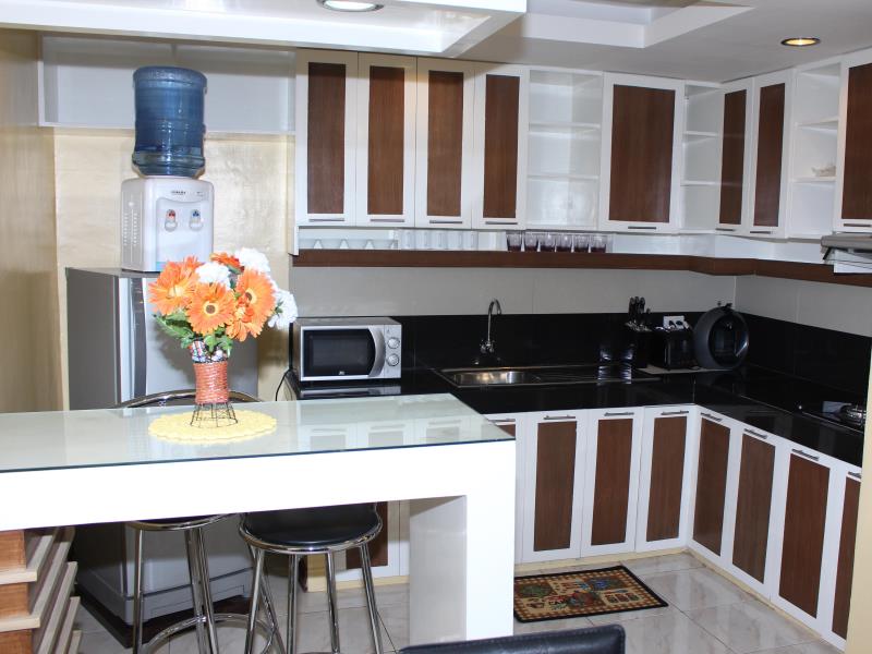 Manila Bay Serviced Apartments