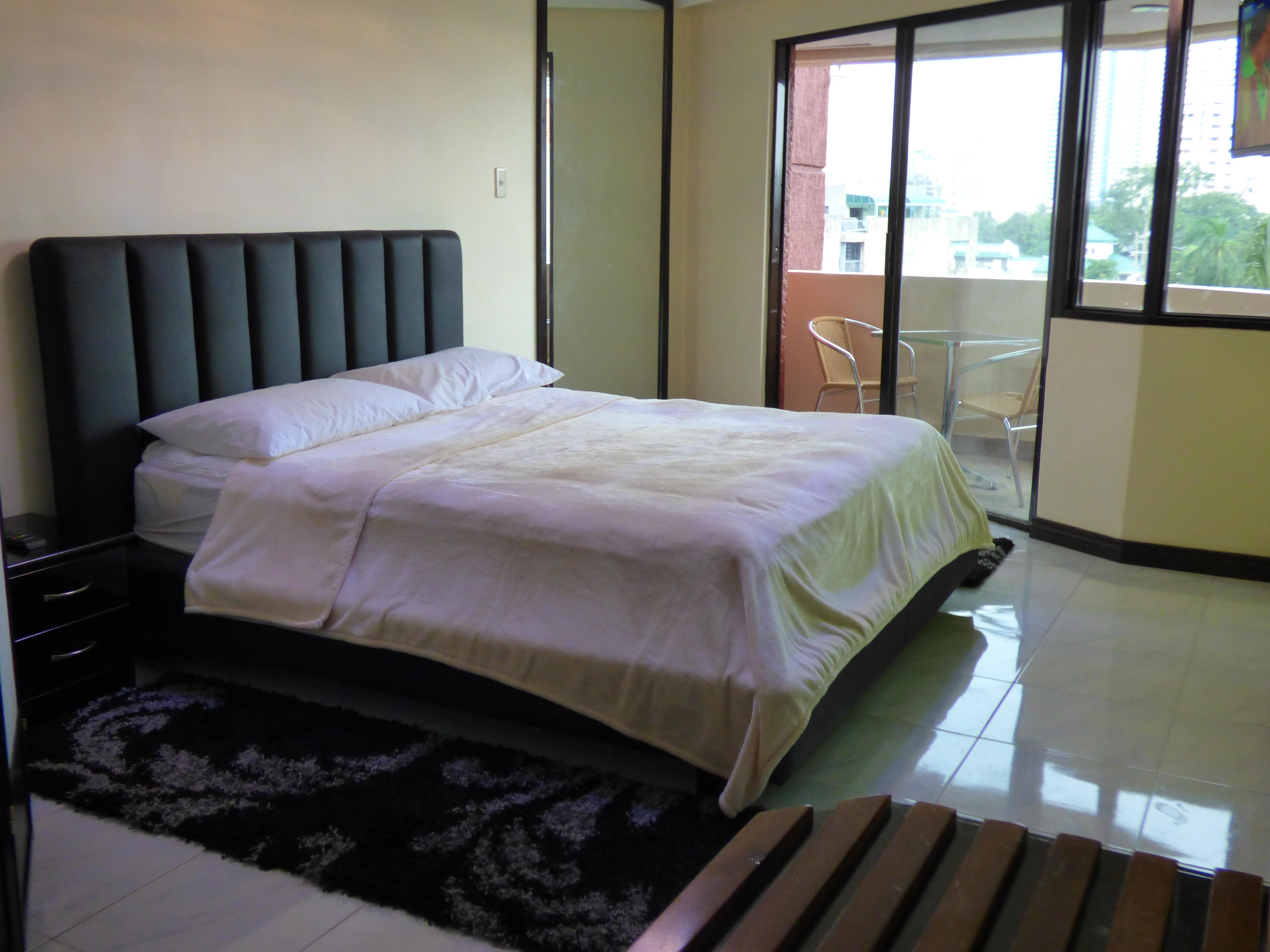 Manila Bay Serviced Apartments