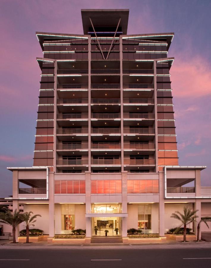 Midas Hotel & Casino