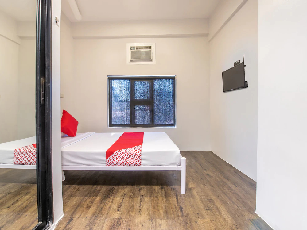 Mytown New York by OYO Rooms