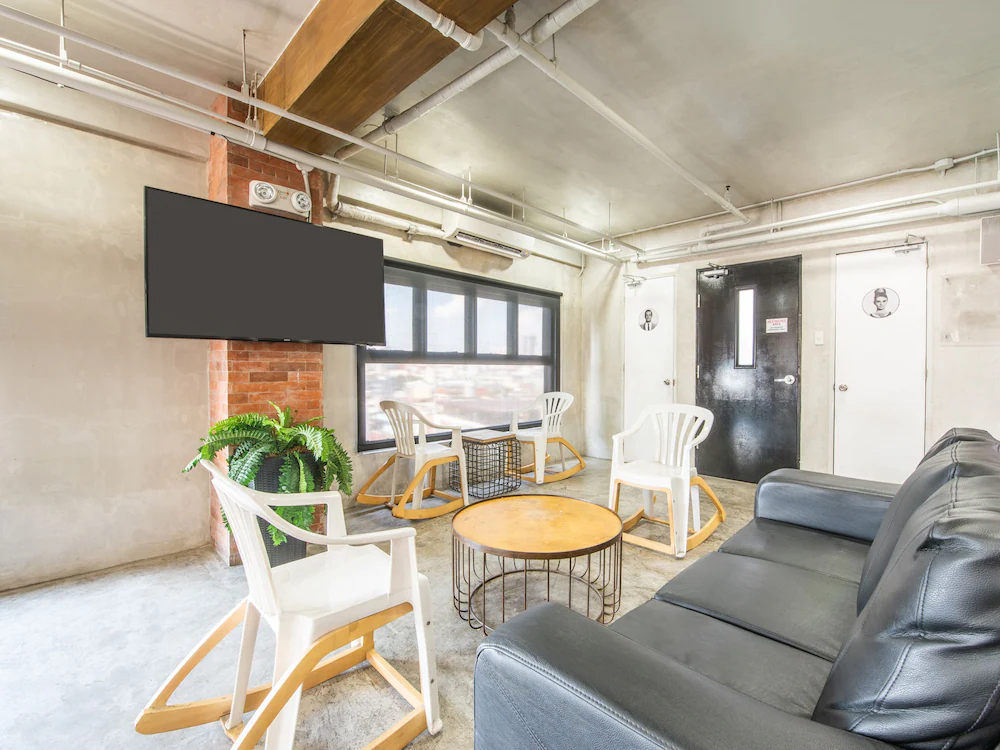 Mytown New York by OYO Rooms