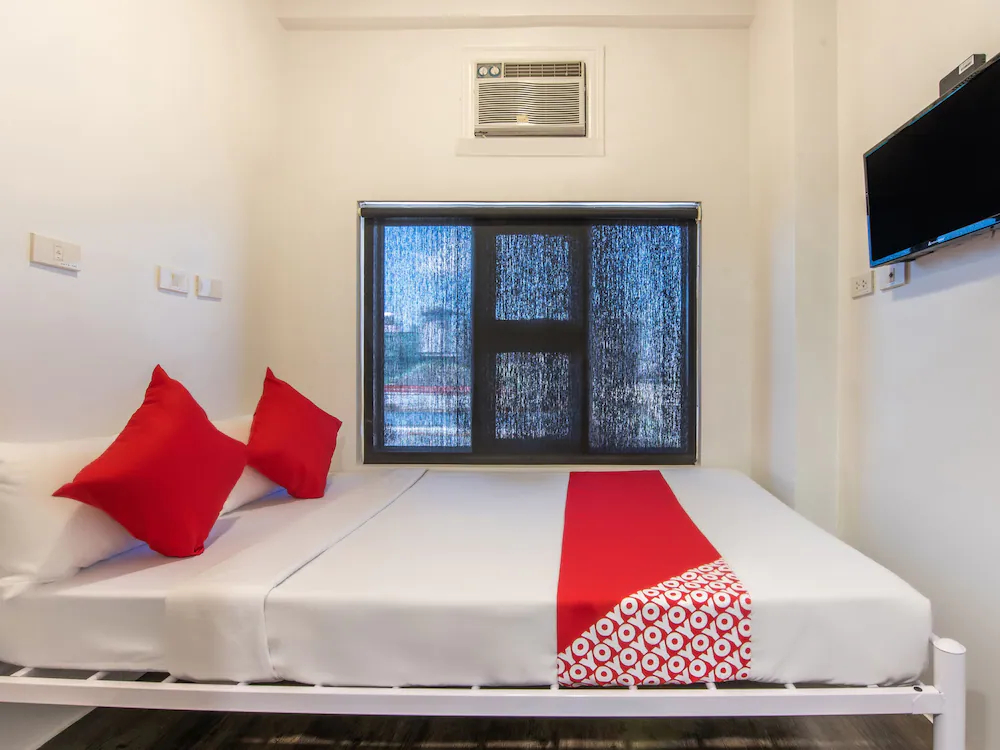Mytown New York by OYO Rooms