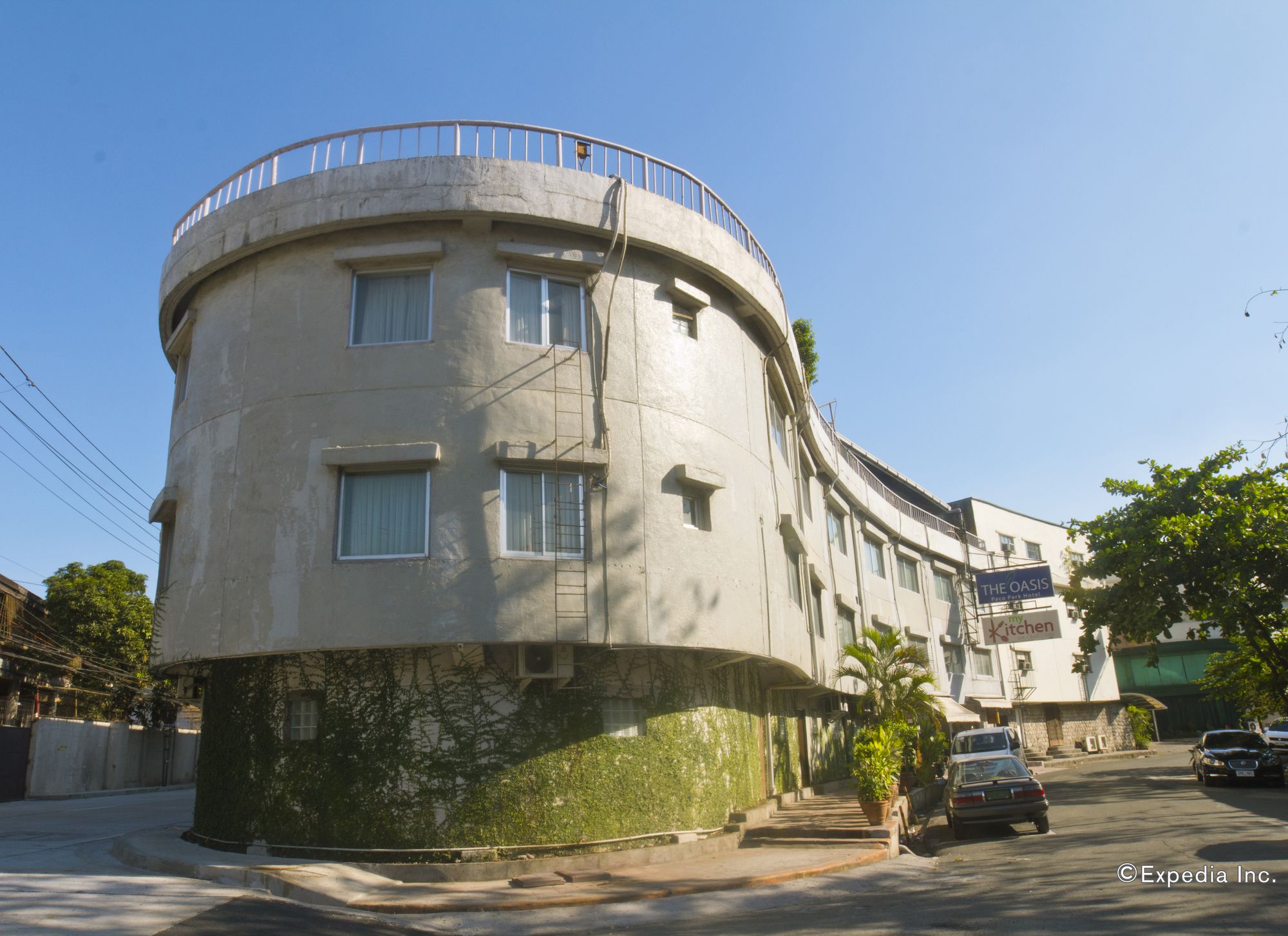 Arzo Hotel Manila