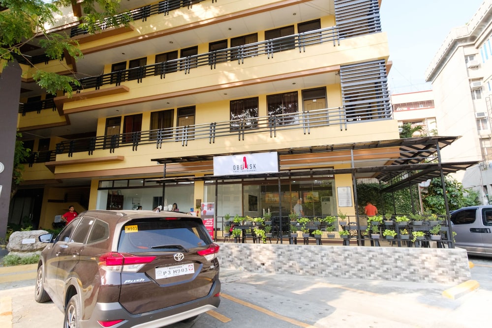ARZO Hotel Grand Lodge