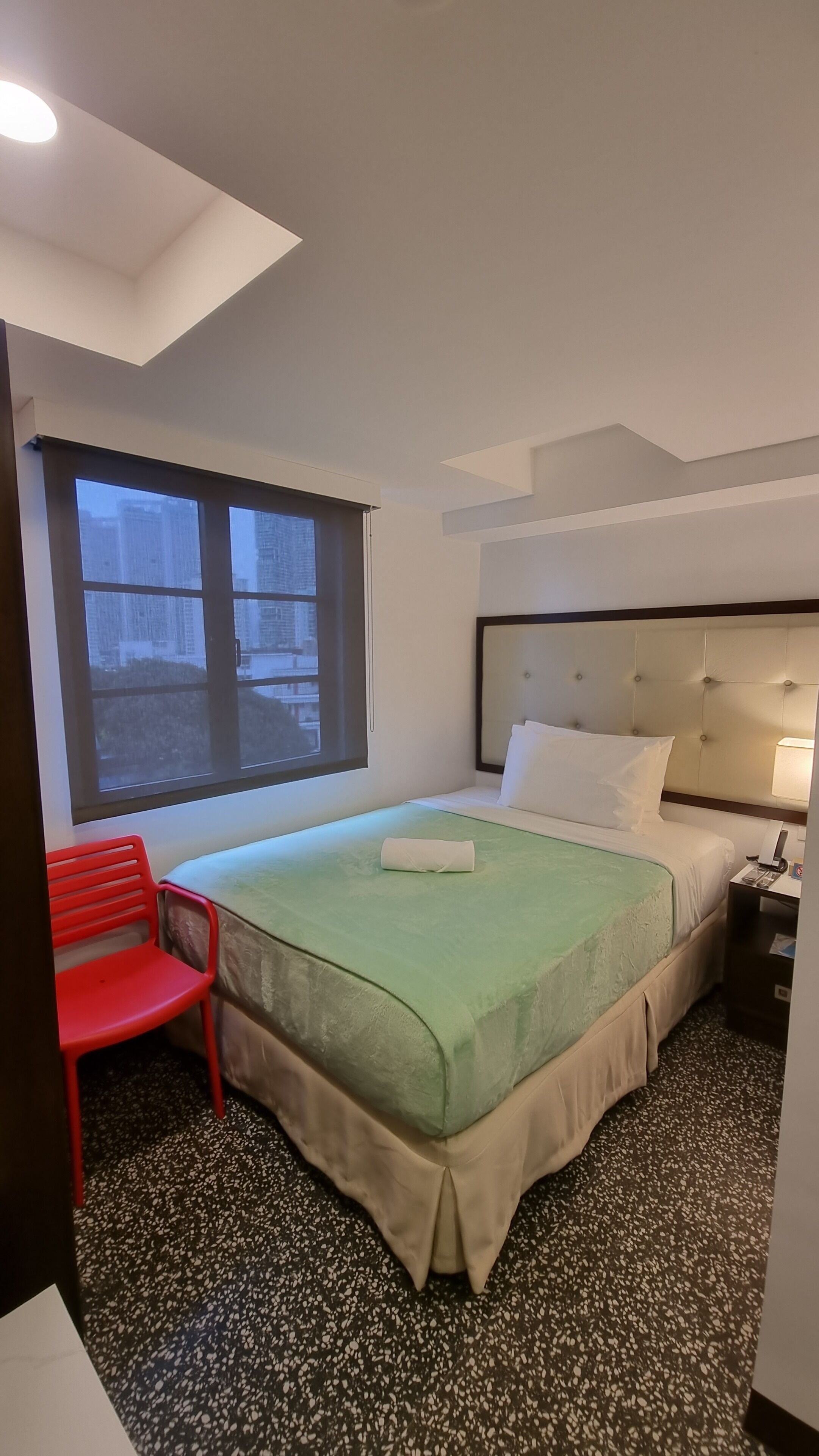 One Cristina Suites