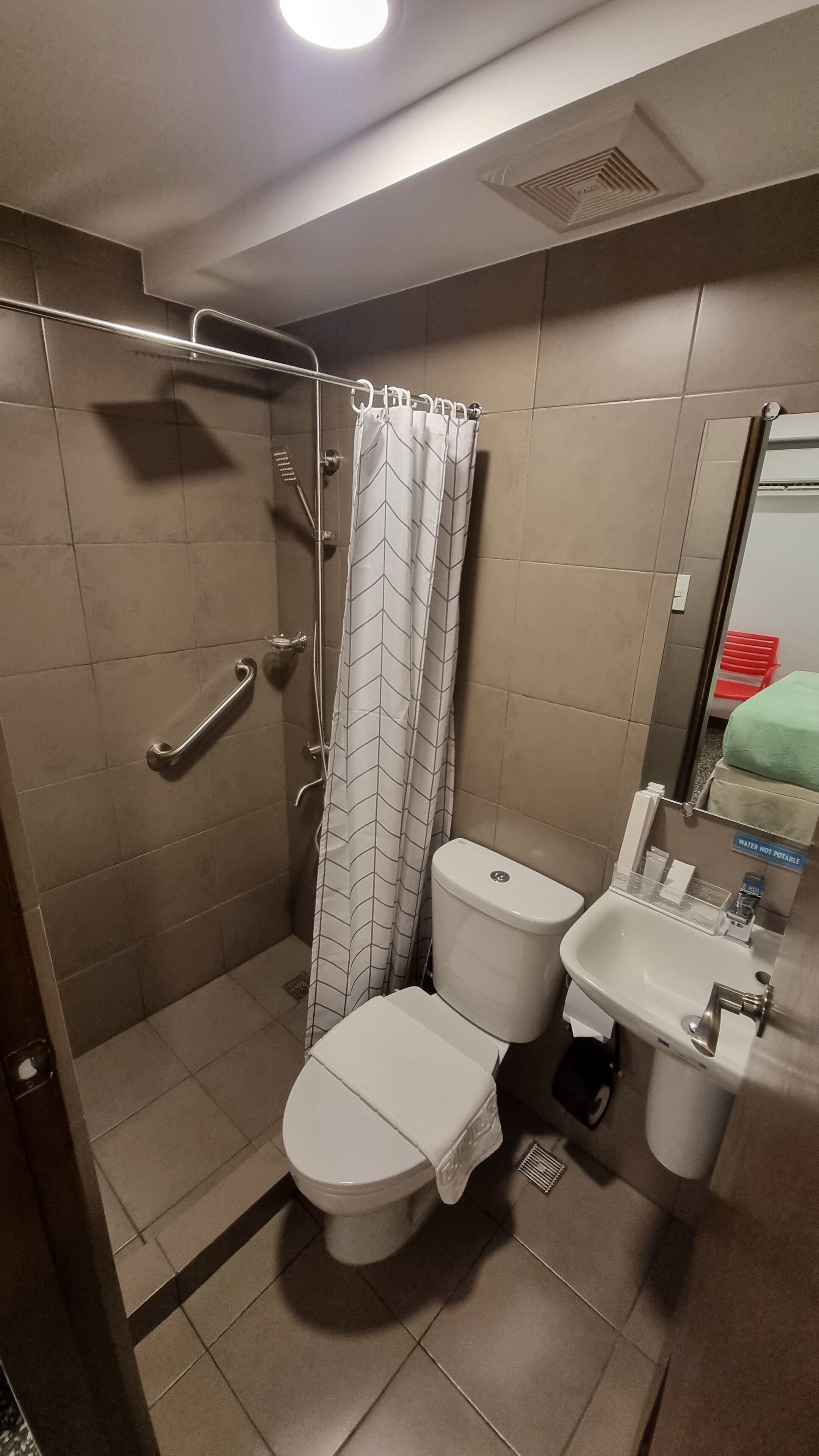 One Cristina Suites