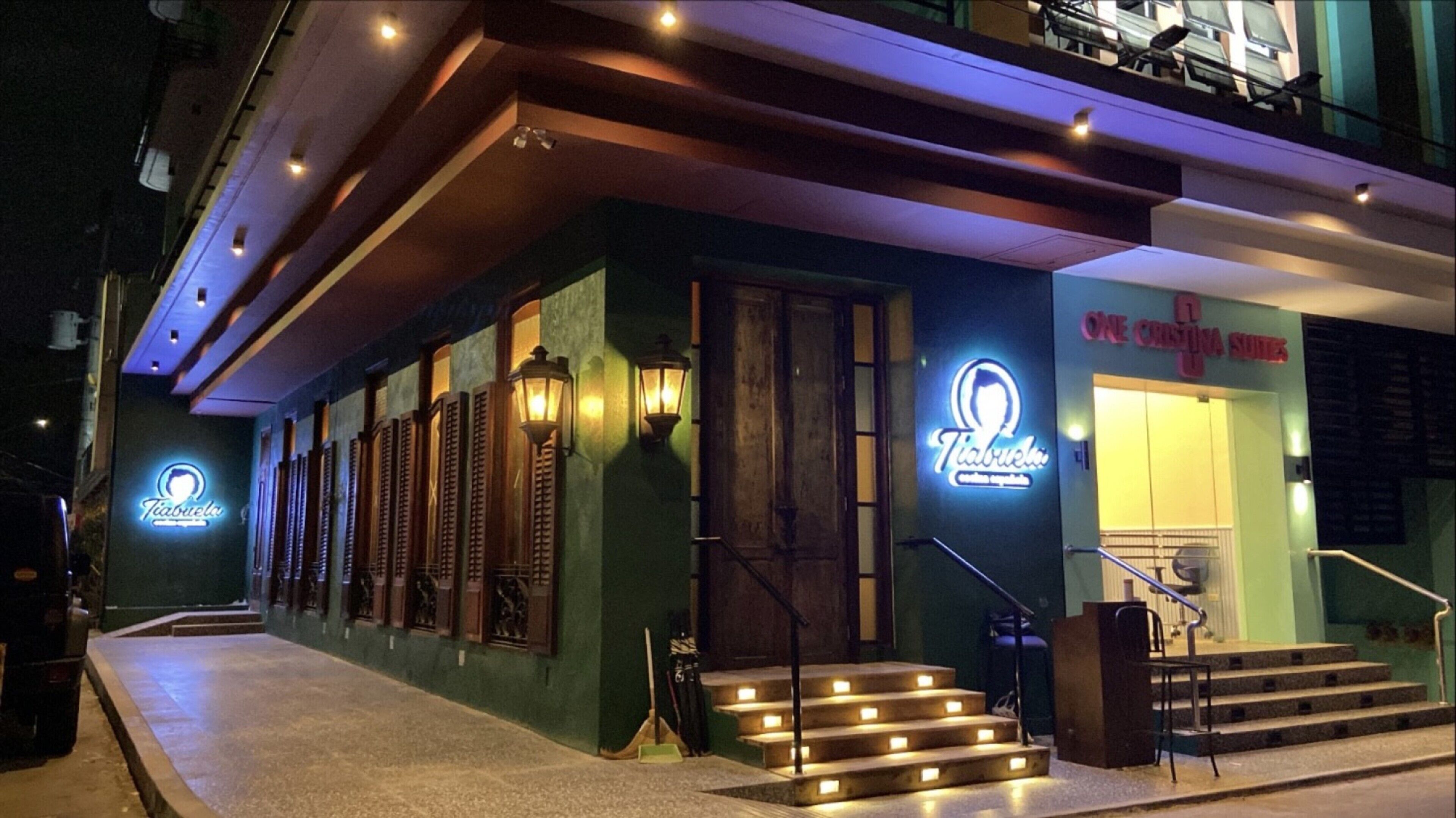 One Cristina Suites