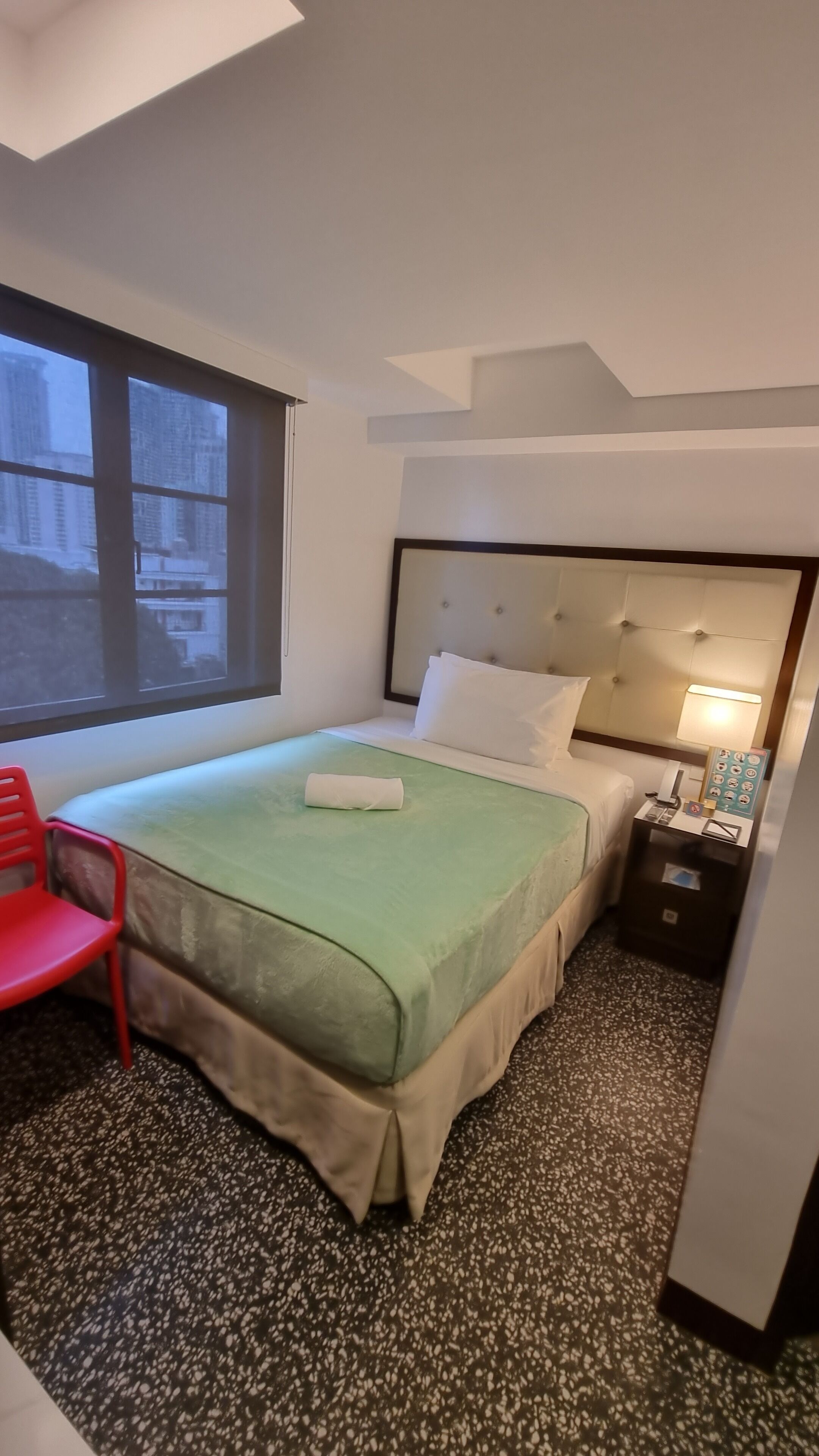 One Cristina Suites