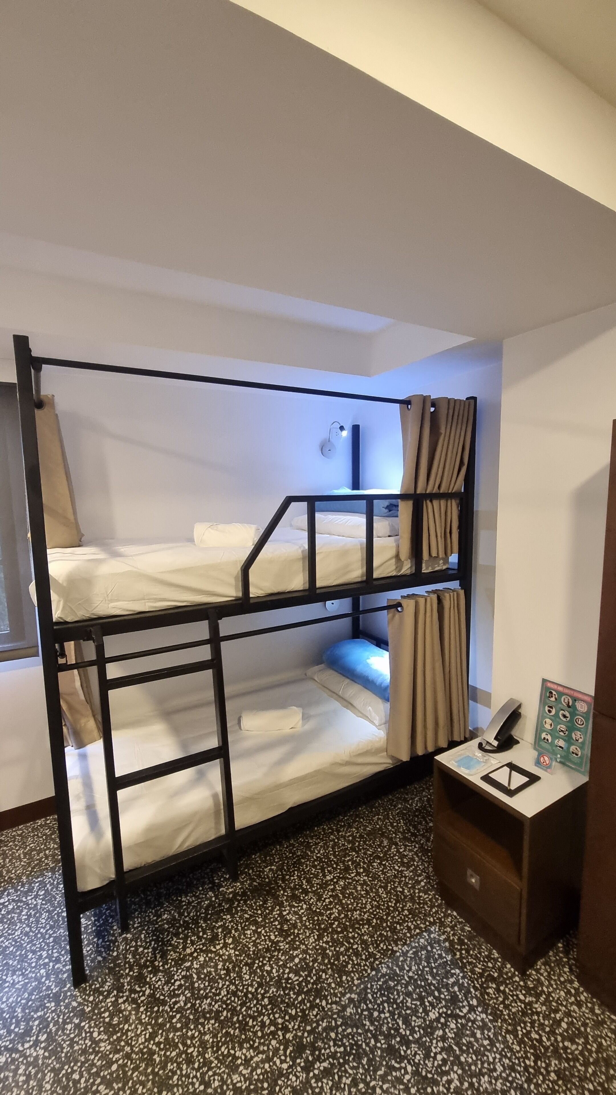 One Cristina Suites