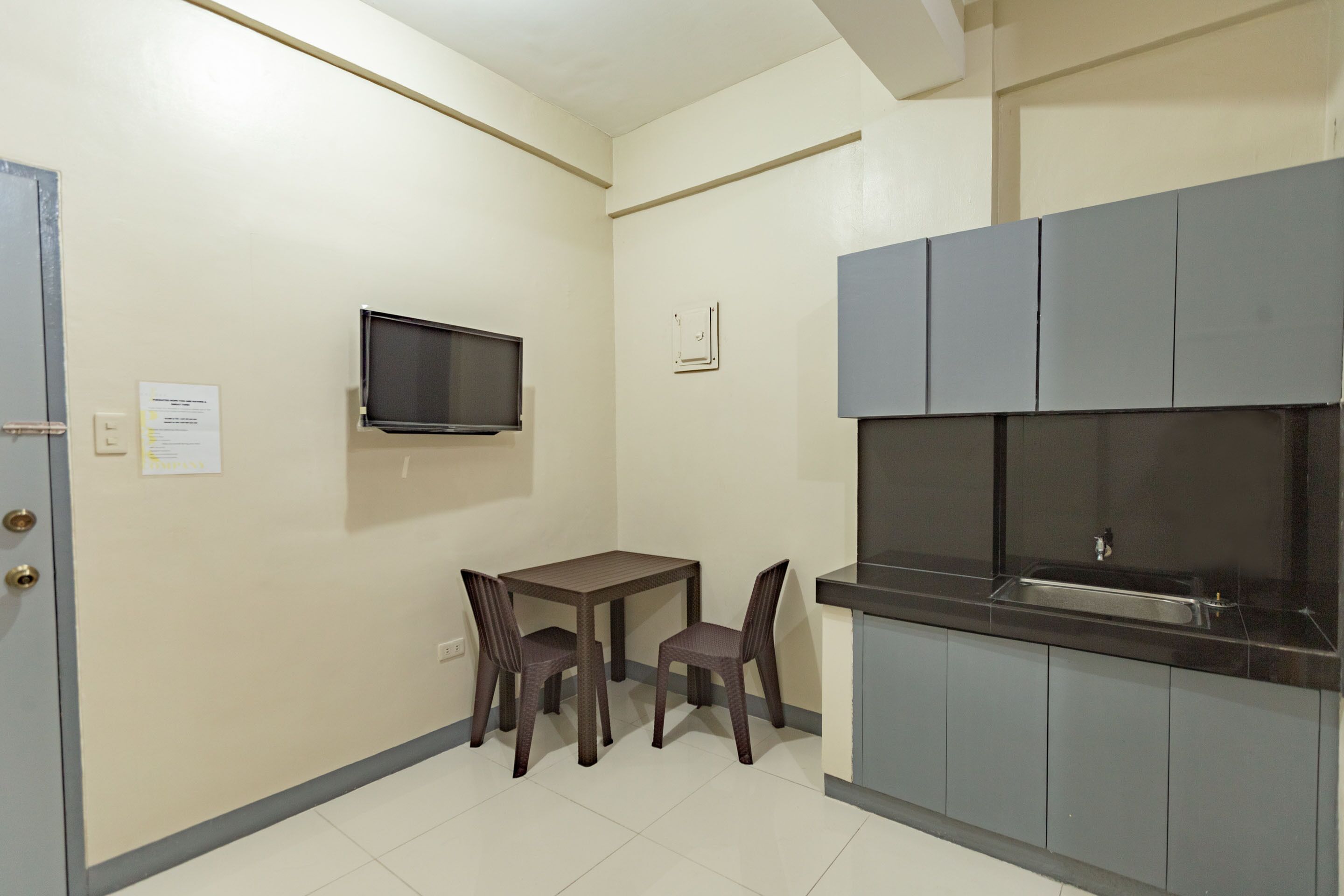 P3K Suites by OYO Rooms