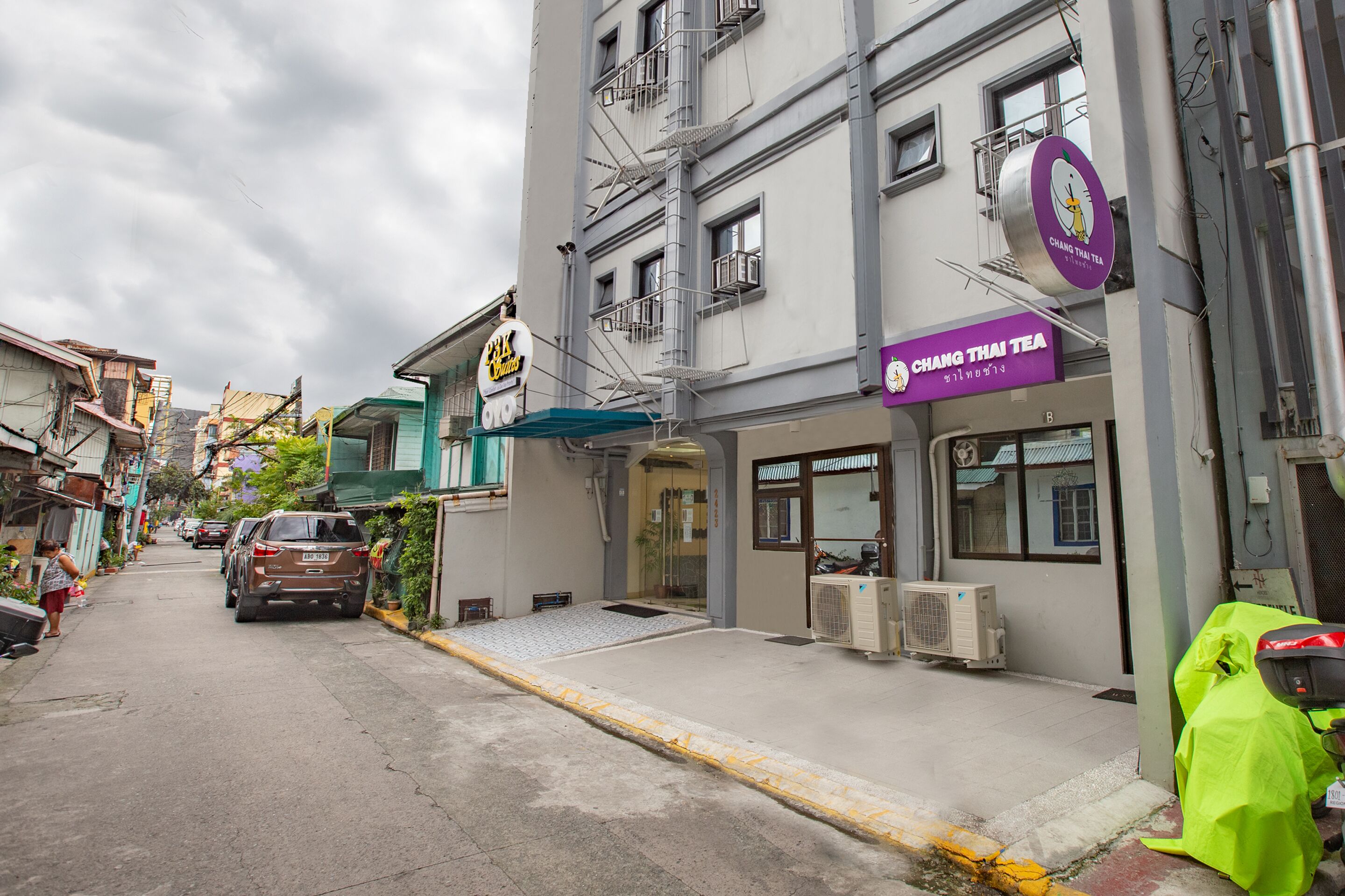 P3K Suites by OYO Rooms