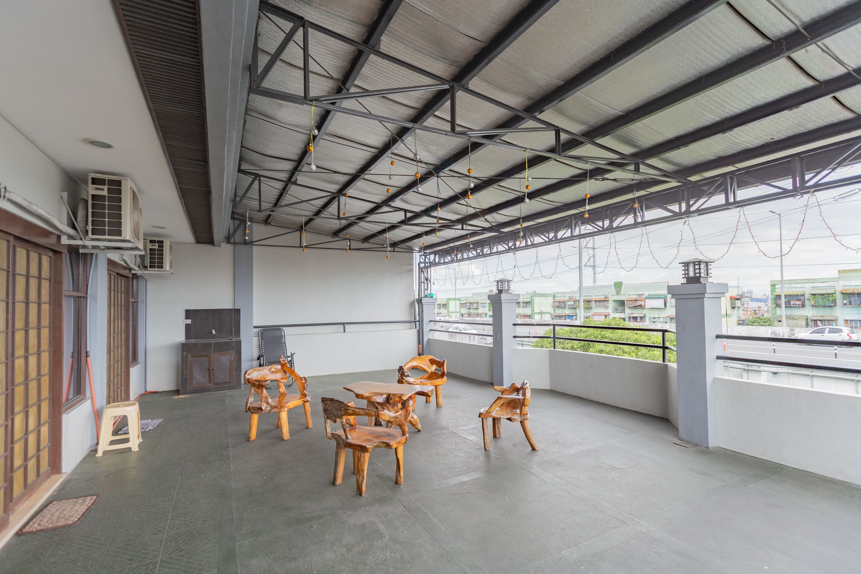 P3K Suites by OYO Rooms