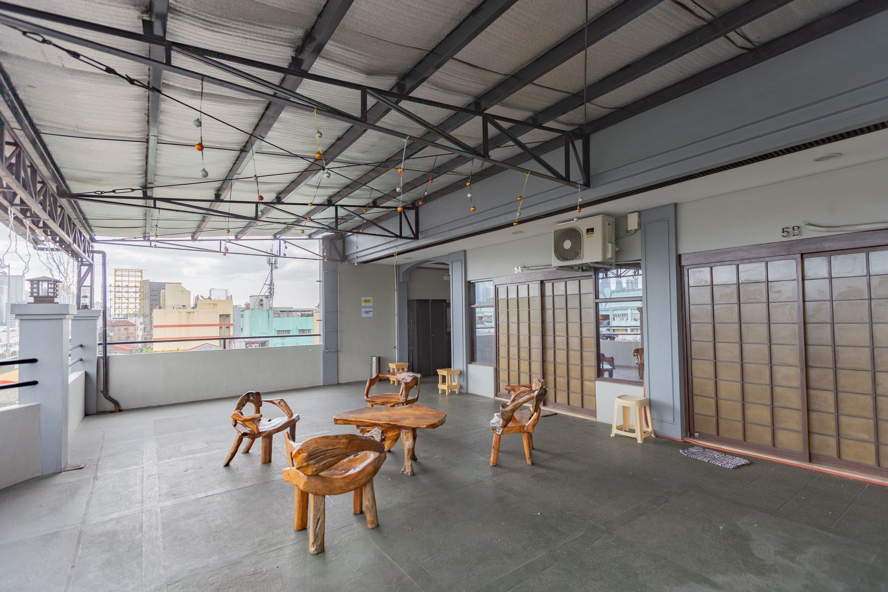 P3K Suites by OYO Rooms